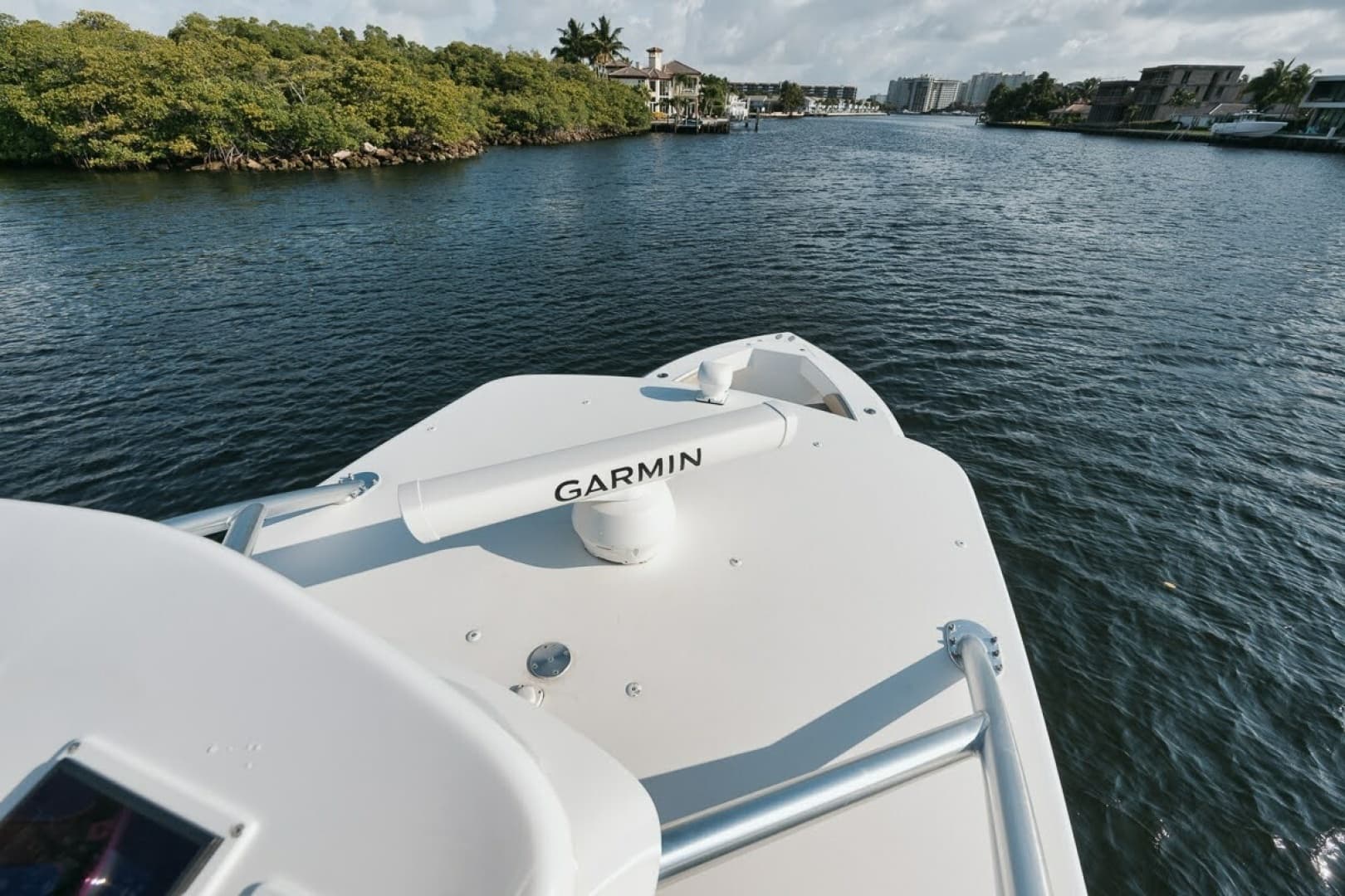 2017 Bahama 37 photo 24