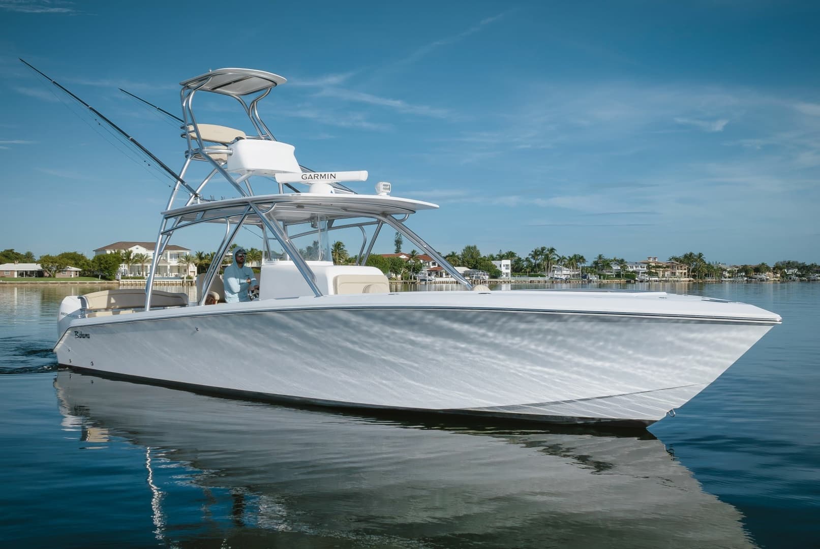 2017 Bahama 37 photo 2