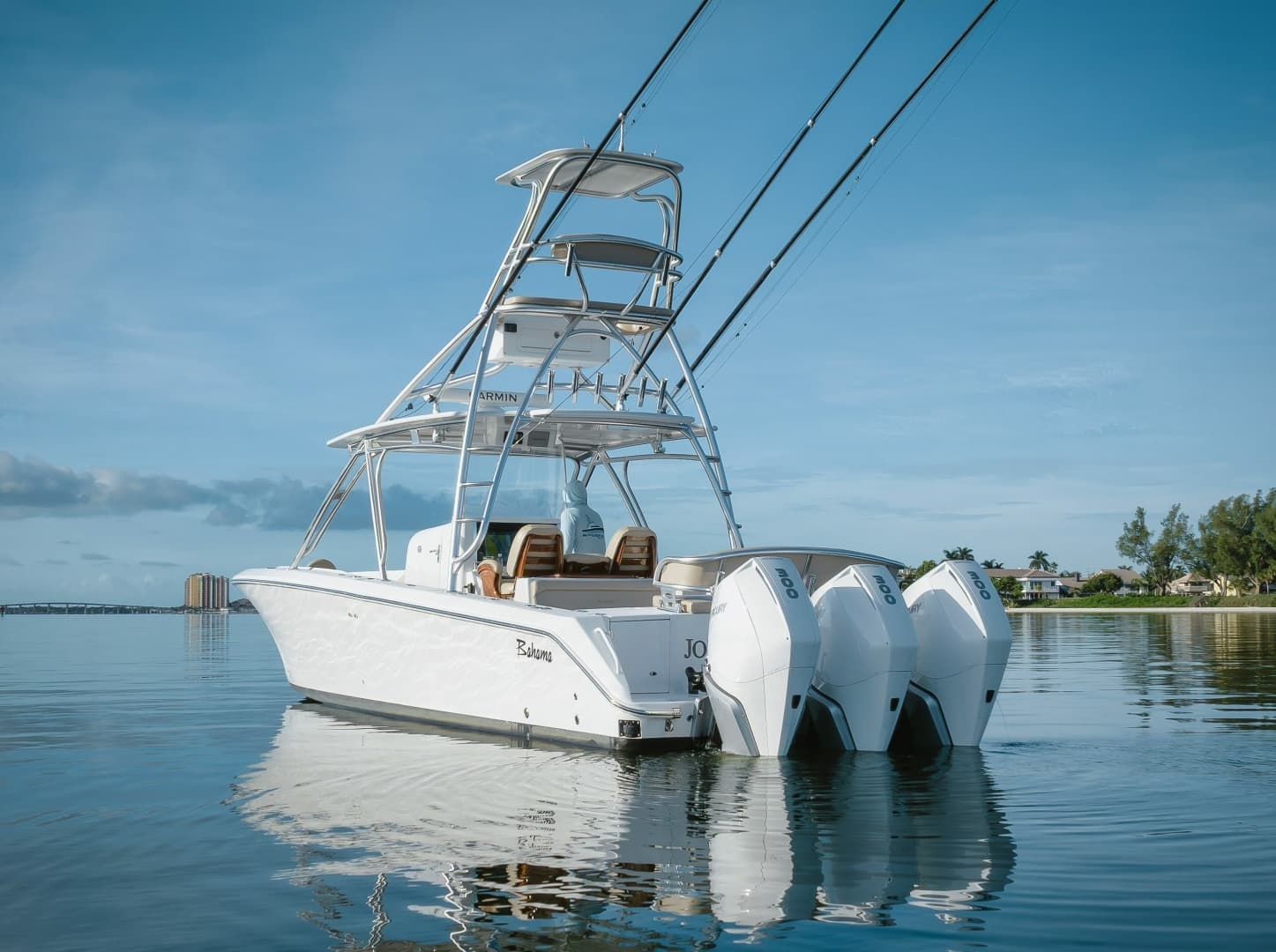 2017 Bahama 37 photo 11