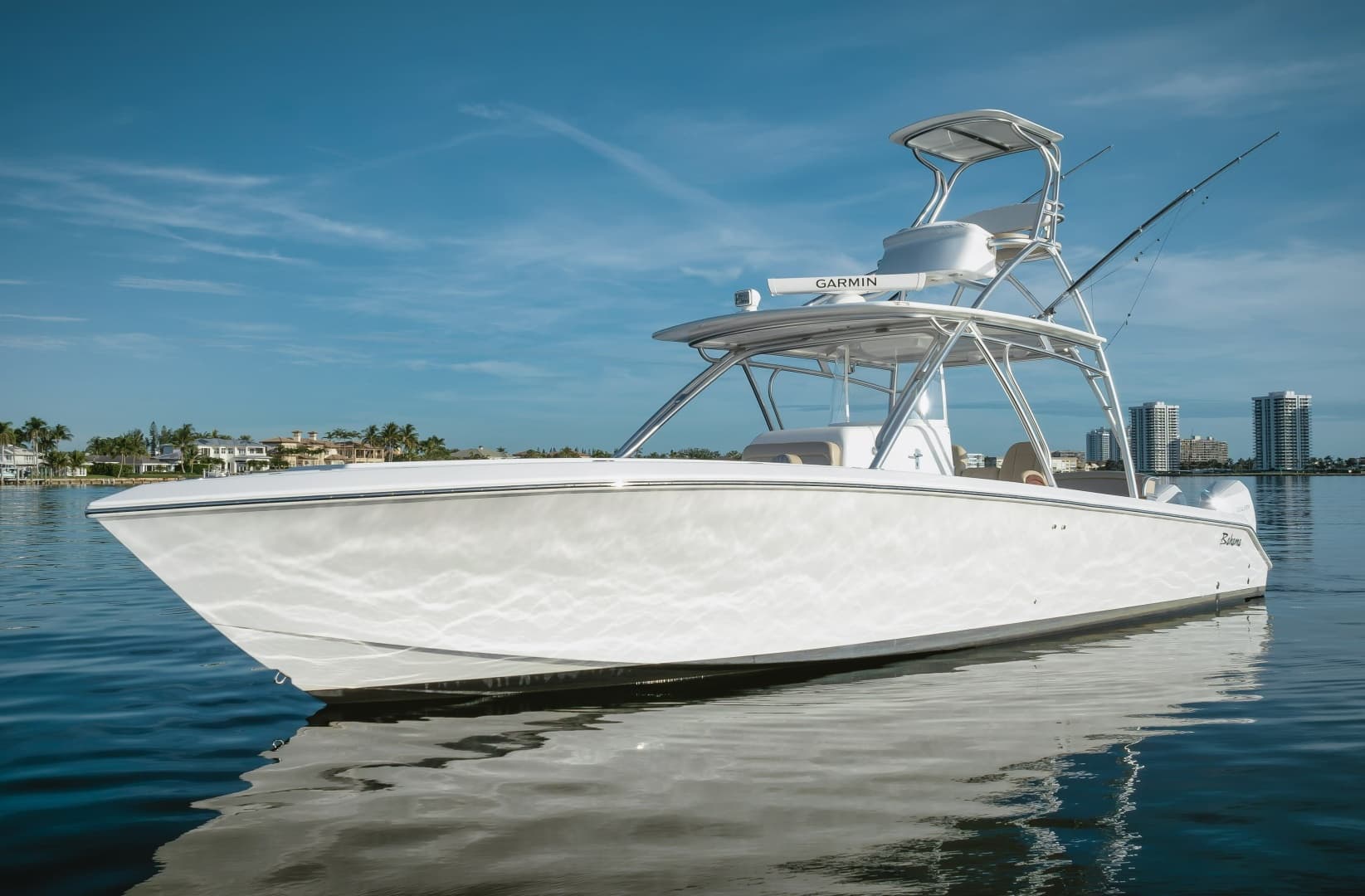 2017 Bahama 37 photo 3