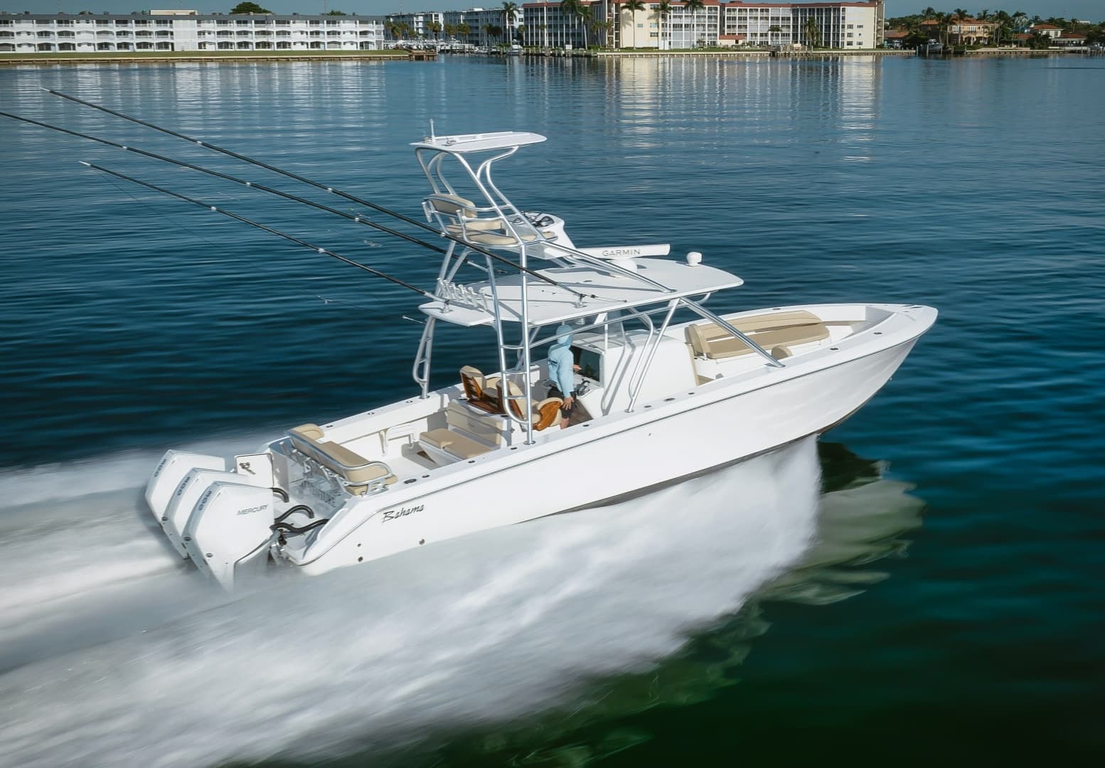 2017 Bahama 37 photo 7