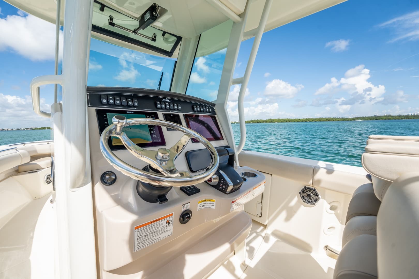 2024 Boston Whaler 280 Outrage photo 28