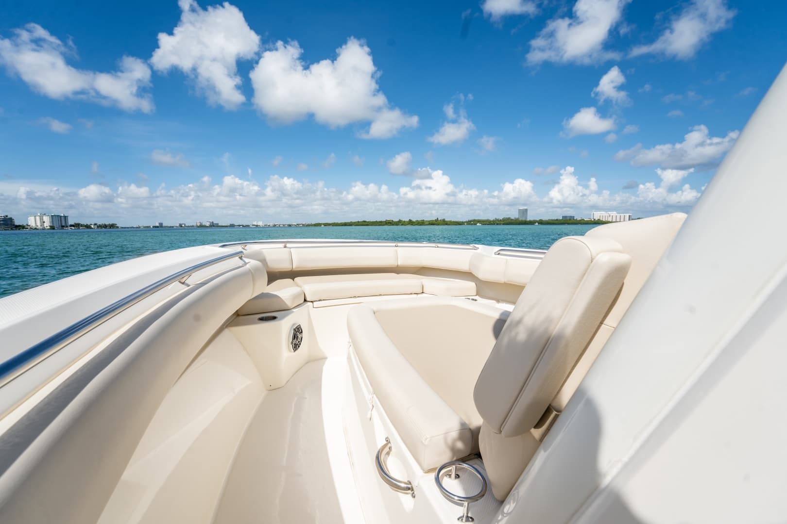2024 Boston Whaler 280 Outrage photo 25
