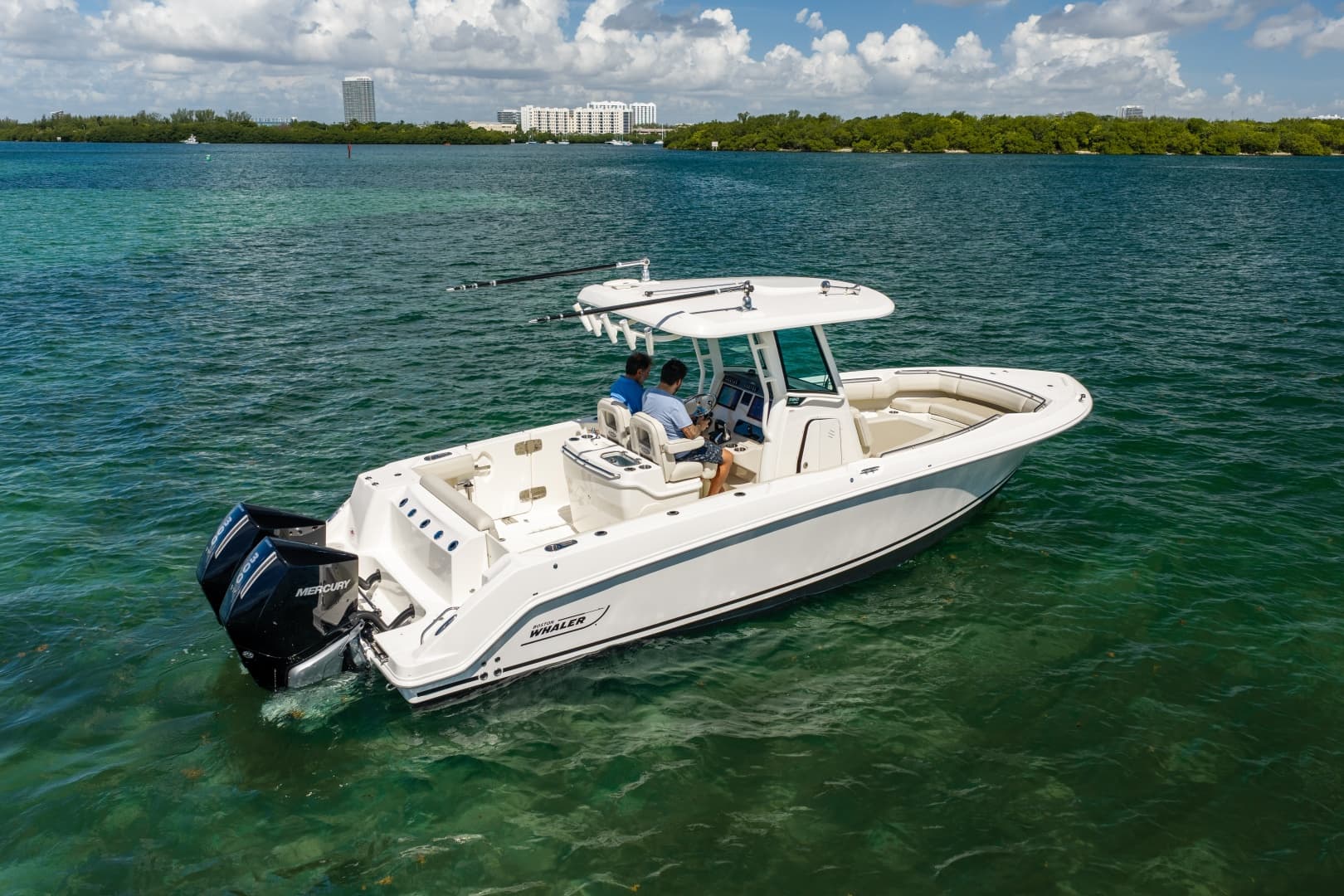 2024 Boston Whaler 280 Outrage photo 18