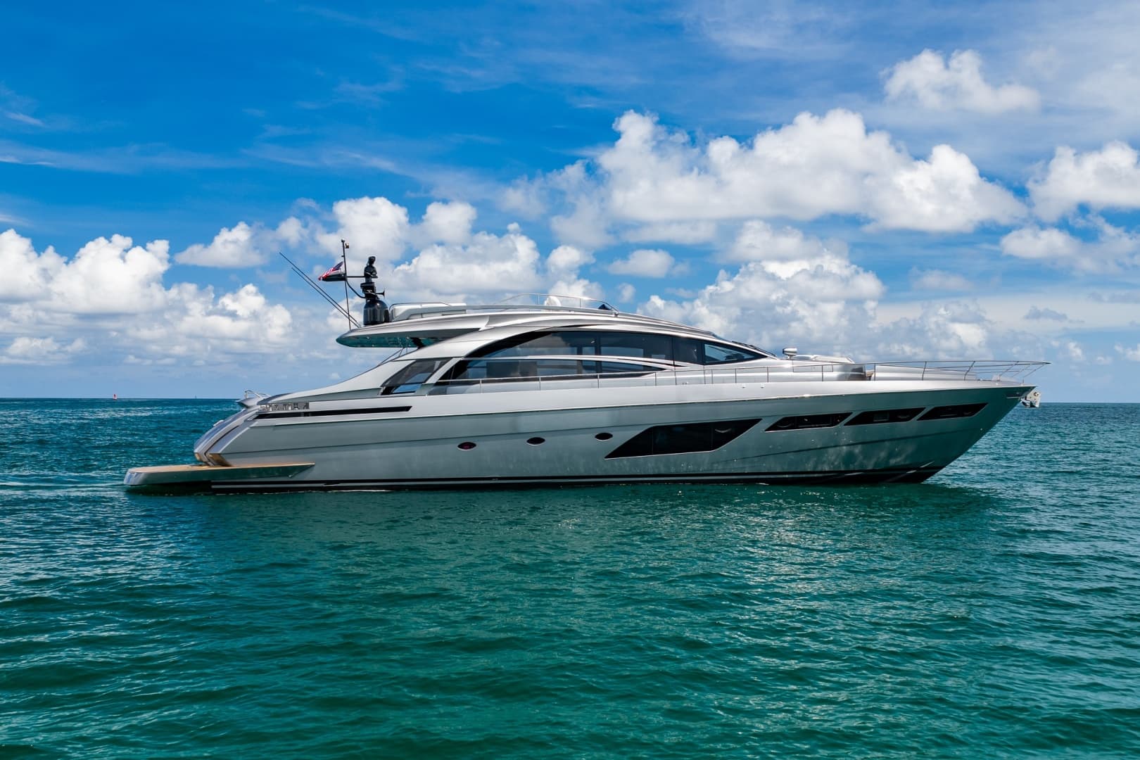 2019 Pershing 8X photo 2