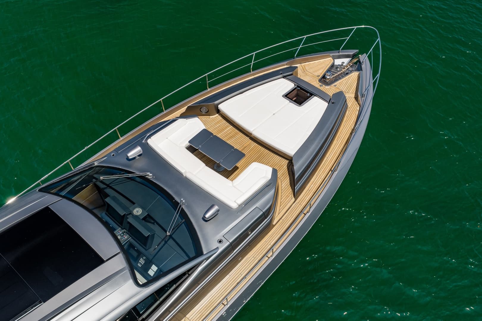 2019 Pershing 8X photo 20