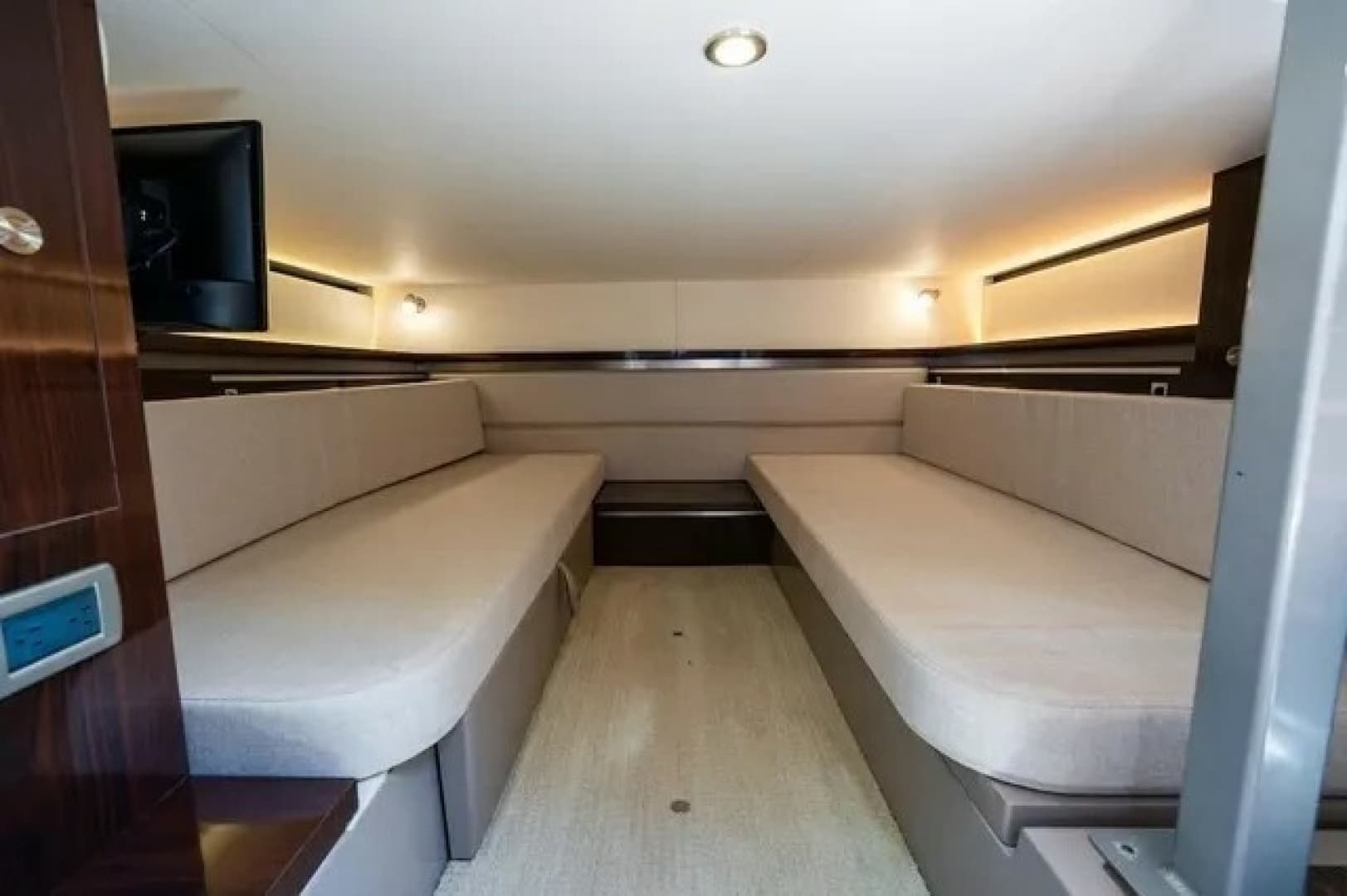 2020 Sea Ray Sundancer 320 photo 9