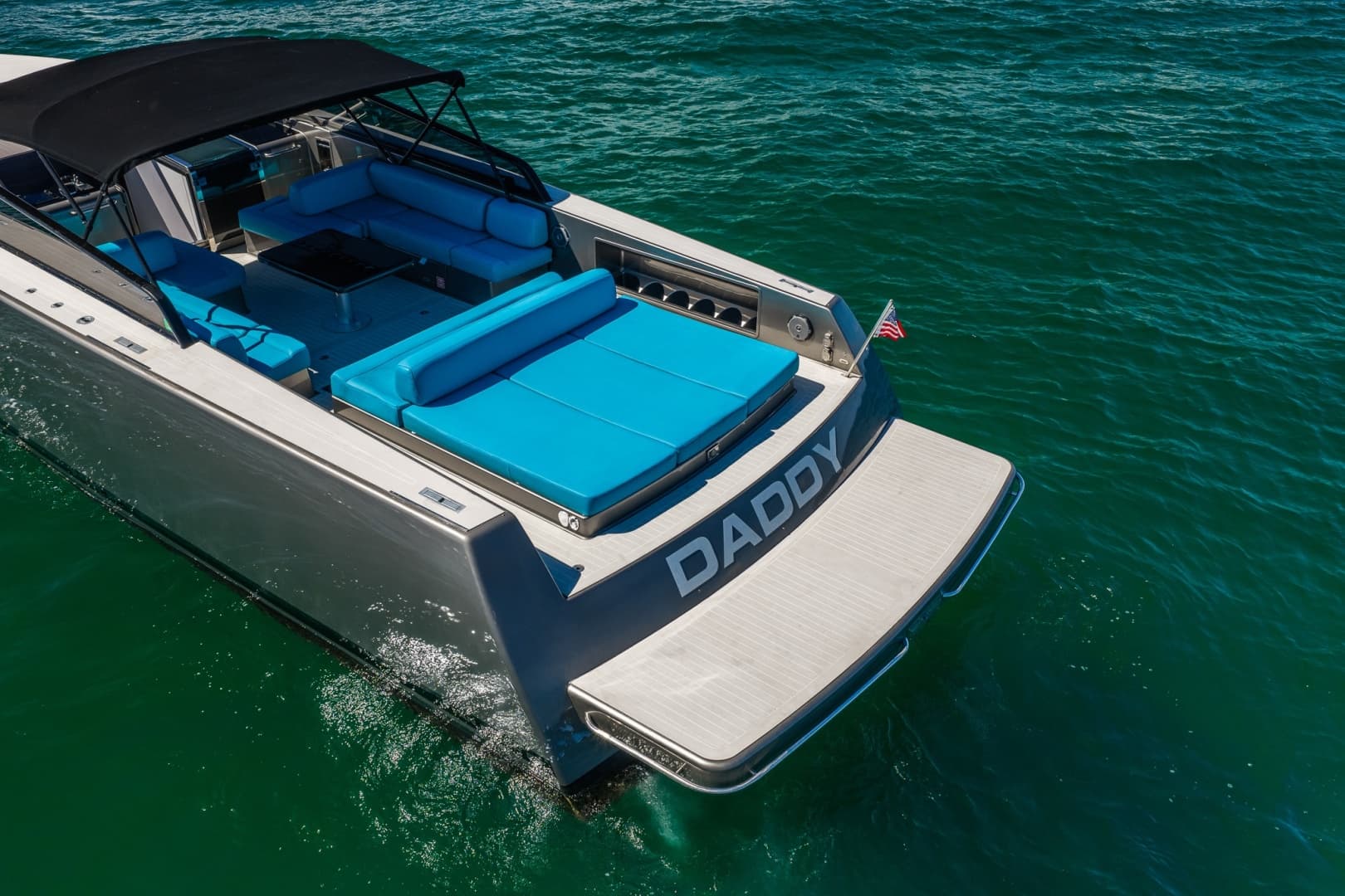 2015 VanDutch 55 photo 37