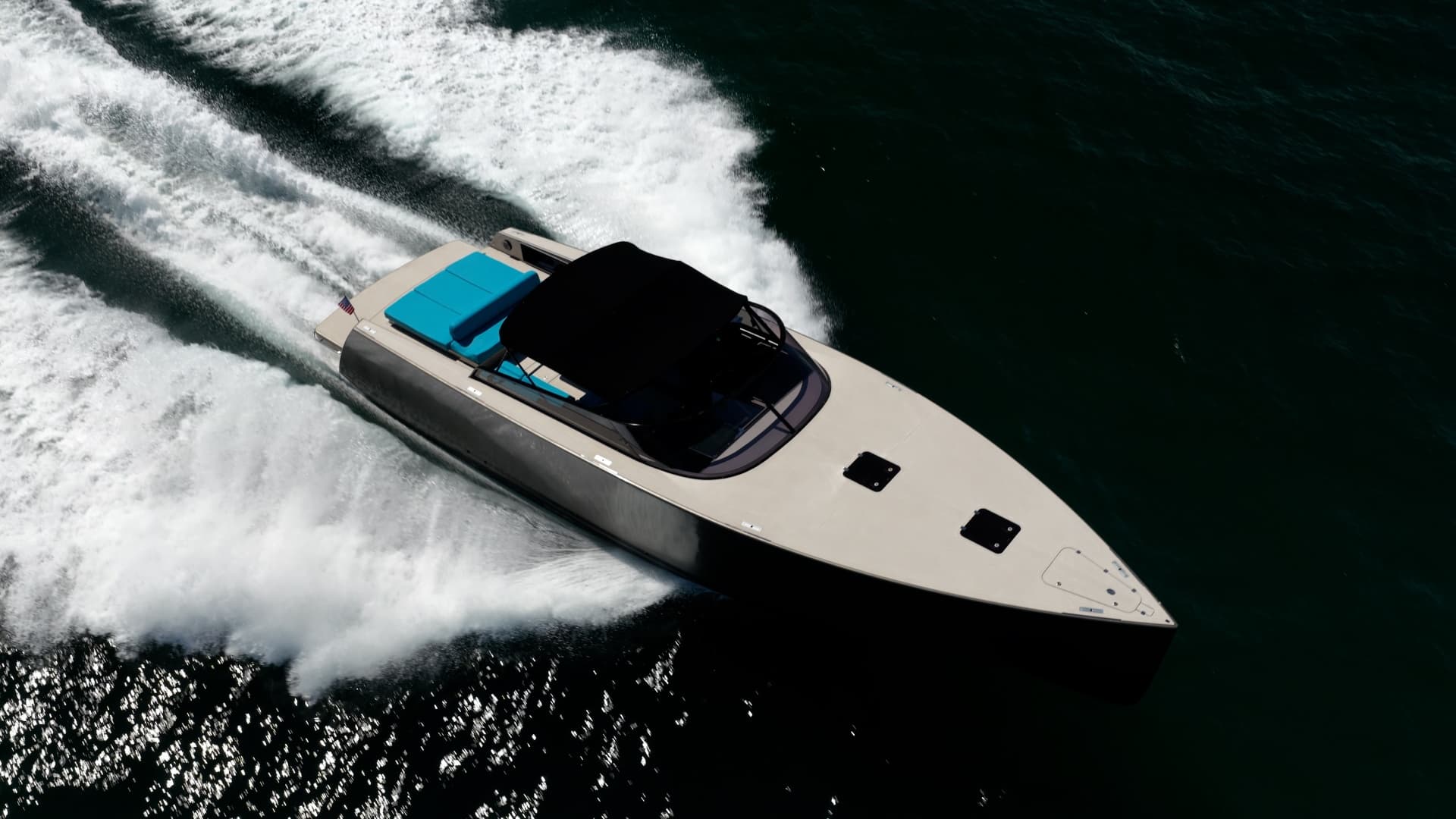 2015 VanDutch 55 photo 49