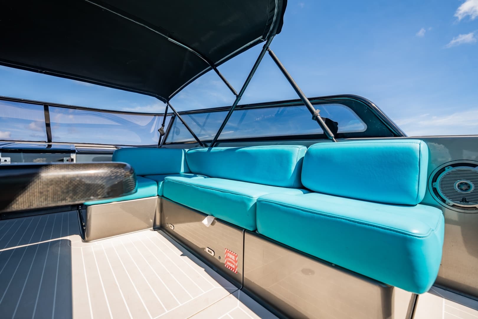 2015 VanDutch 55 photo 2