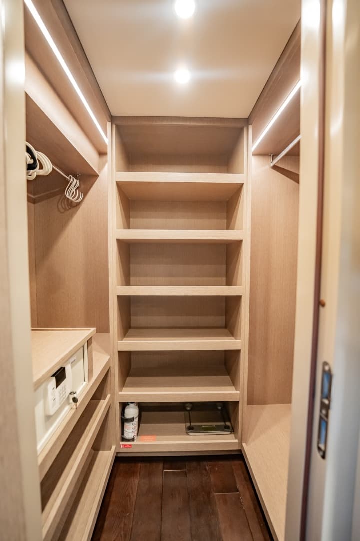 2023 Sirena 68 photo 96