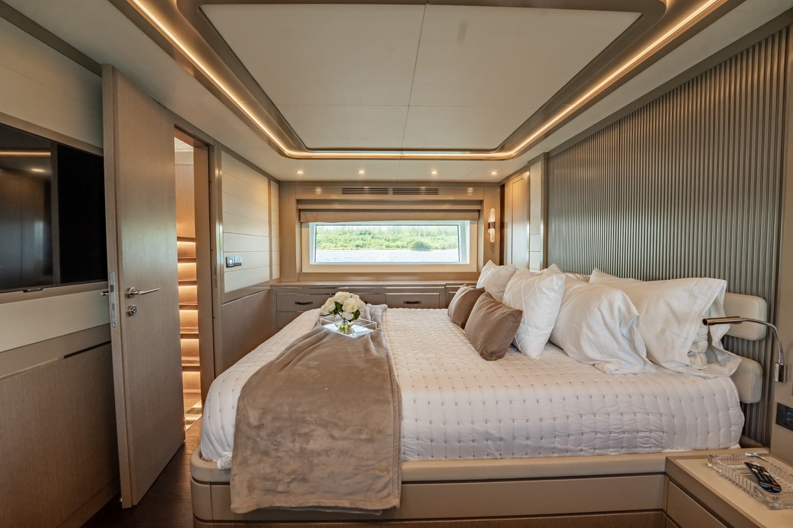 2023 Sirena 68 photo 73