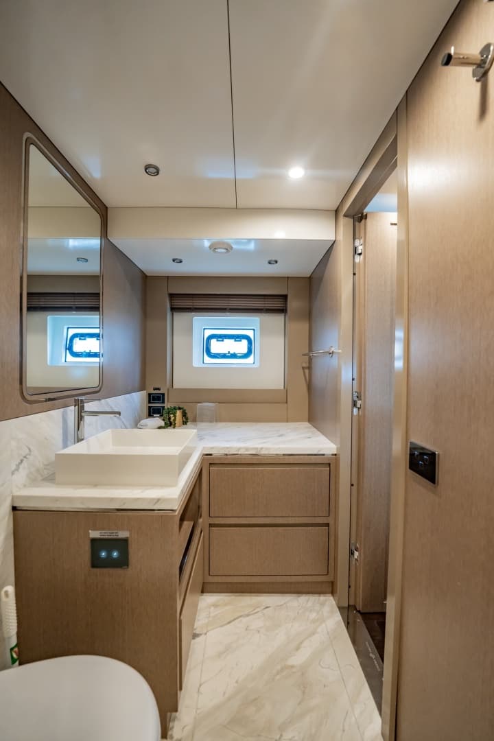 2023 Sirena 68 photo 99