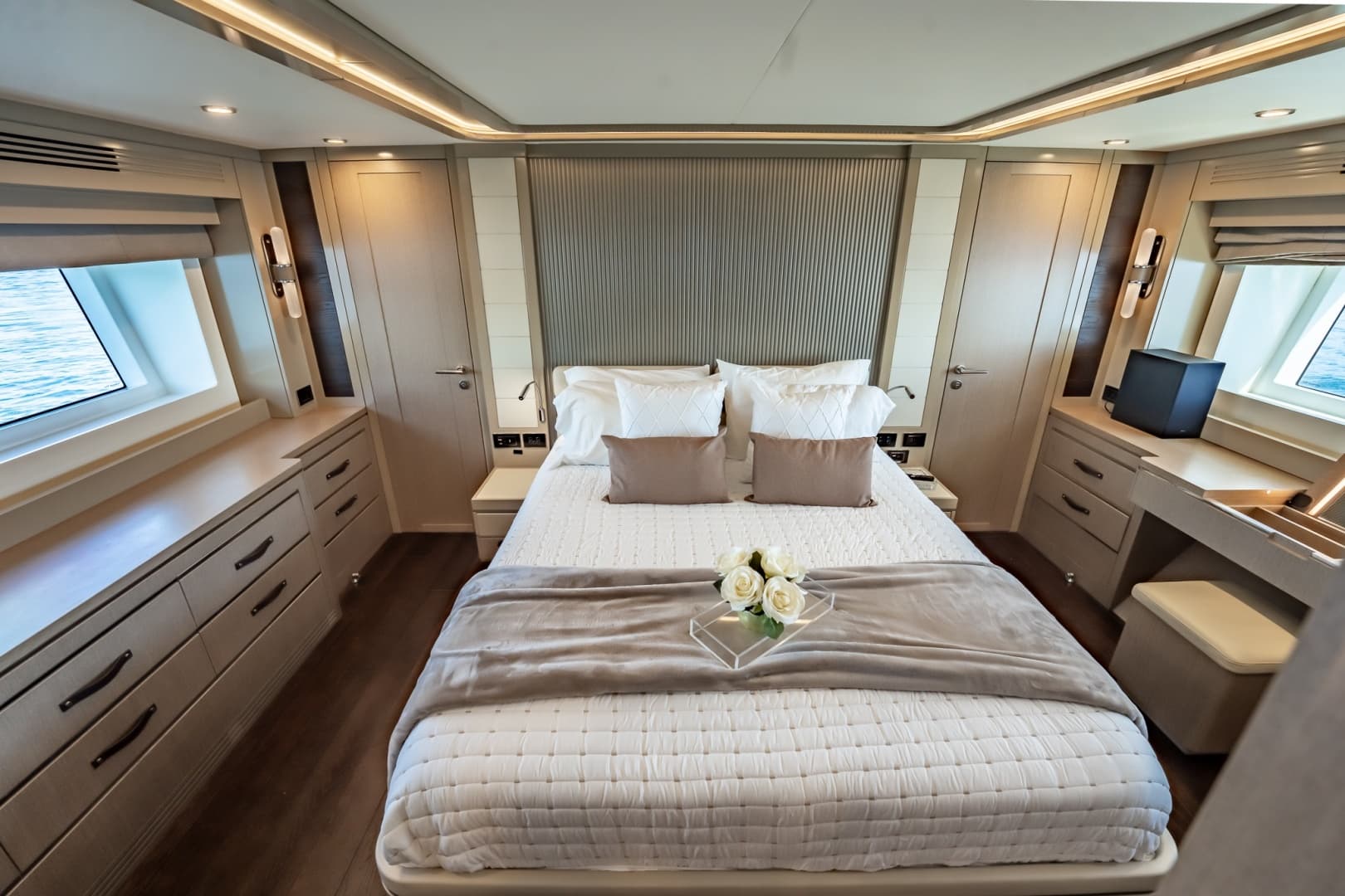 2023 Sirena 68 photo 79