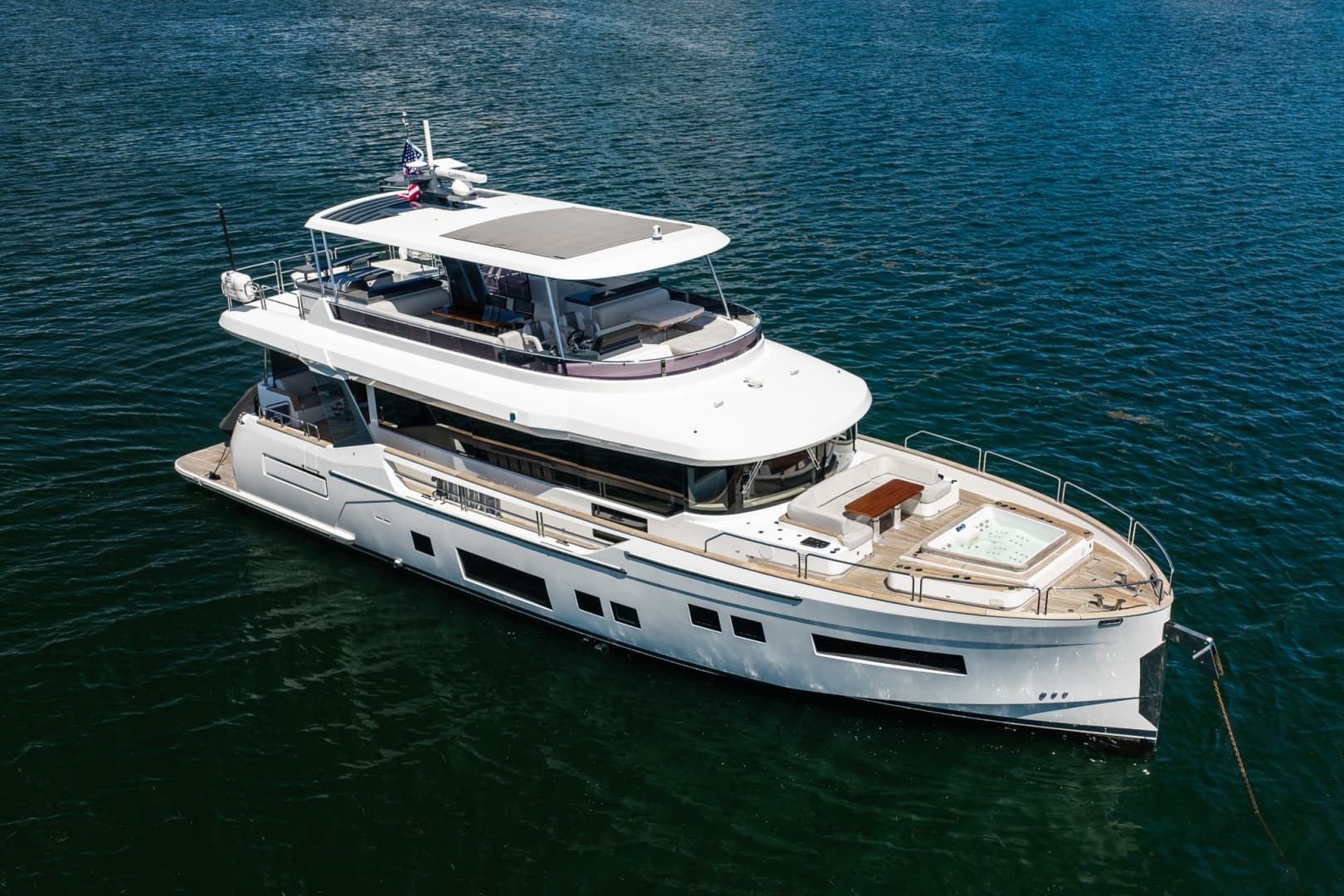 2023 Sirena 68 photo 9