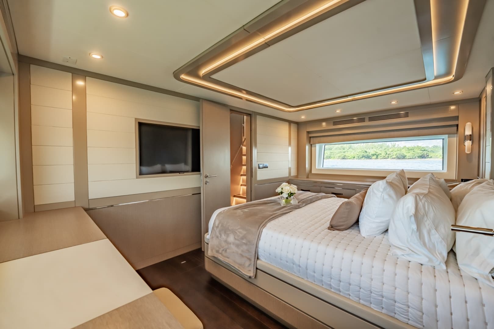 2023 Sirena 68 photo 77
