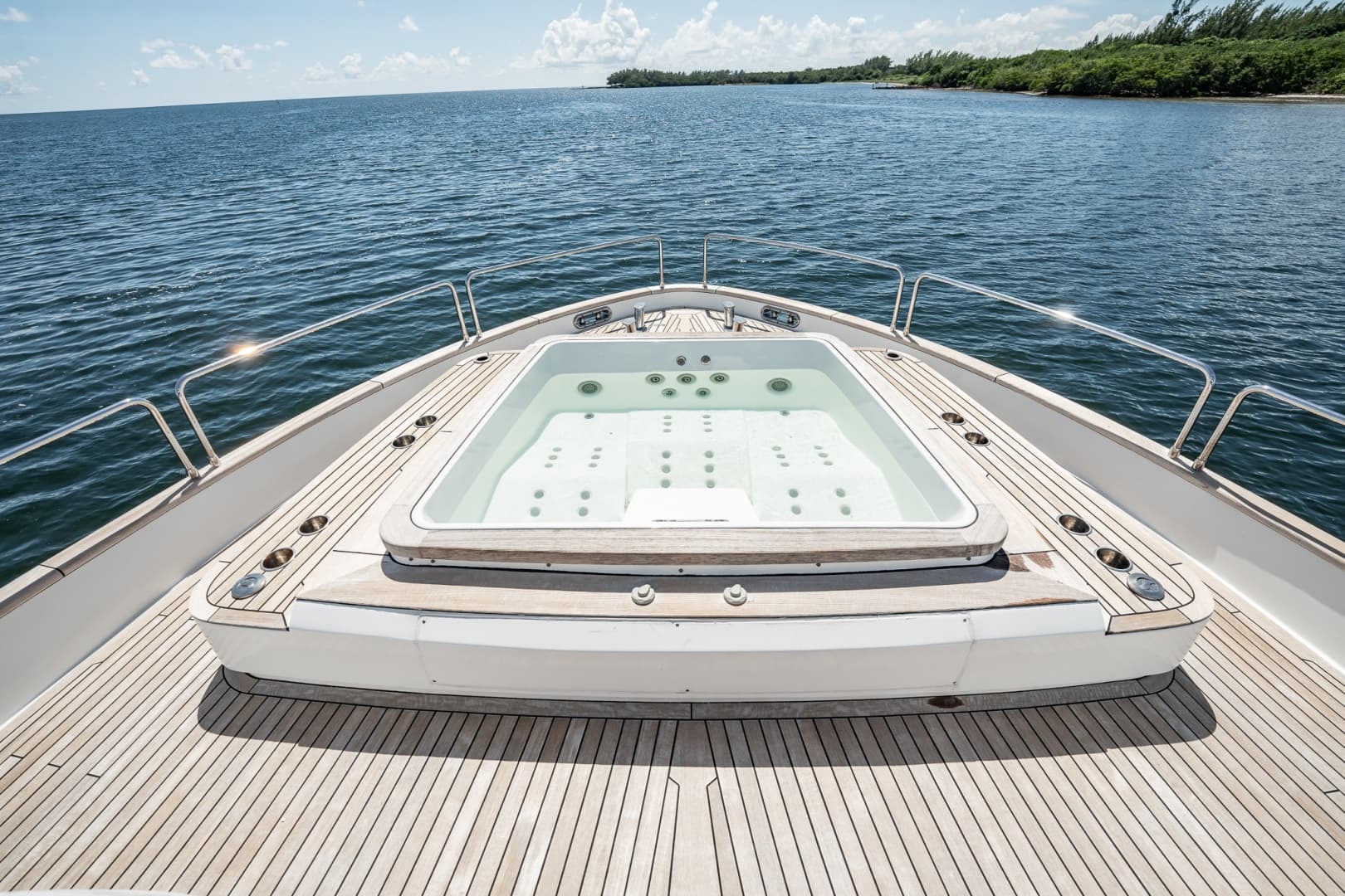 2023 Sirena 68 photo 17