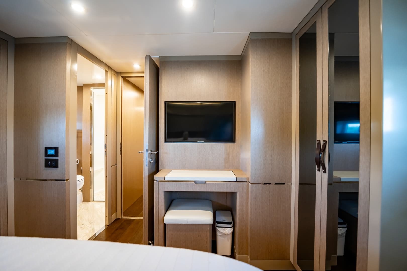 2023 Sirena 68 photo 48