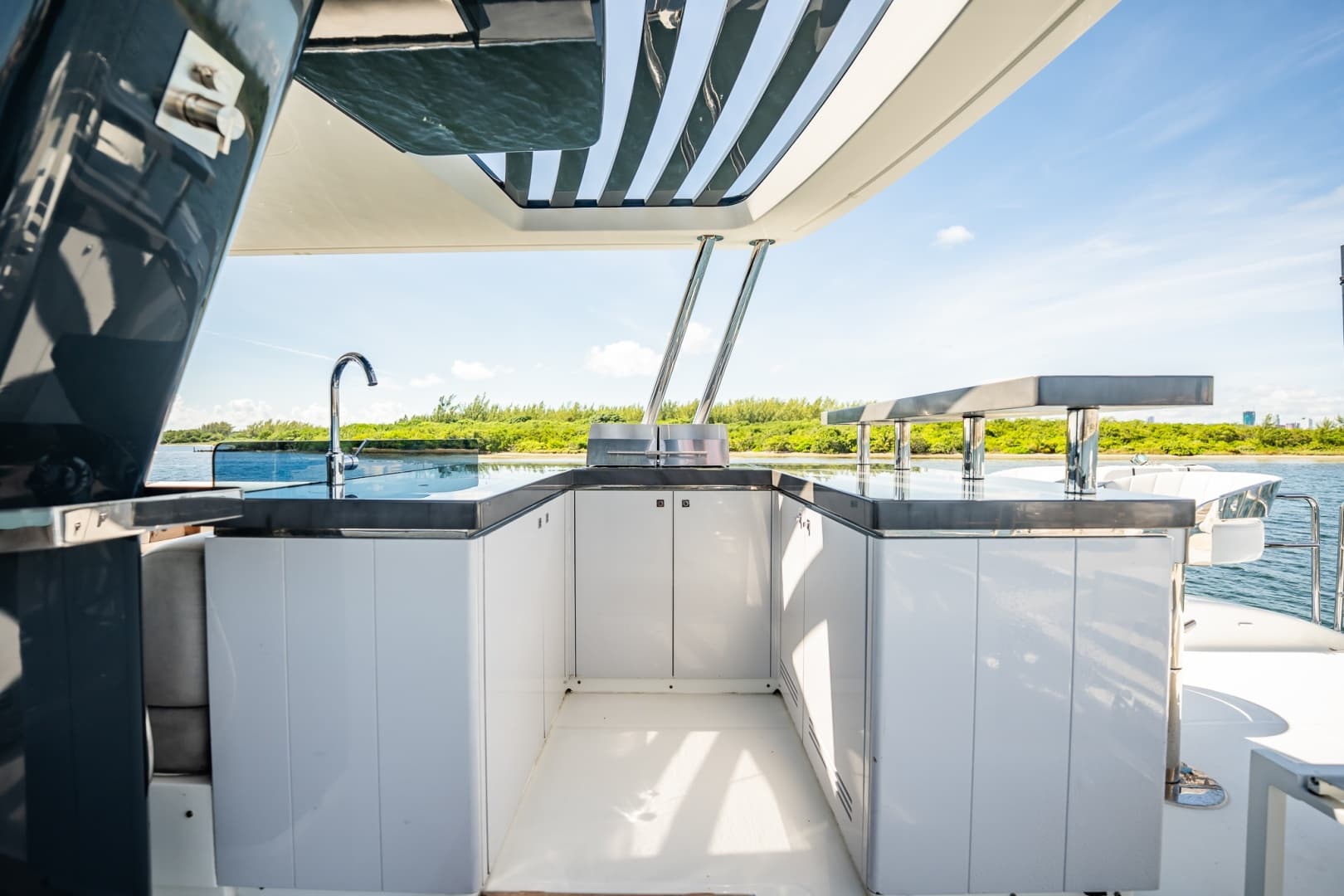 2023 Sirena 68 photo 34