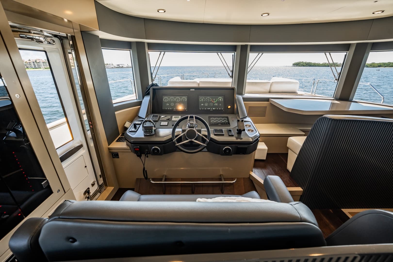 2023 Sirena 68 photo 65