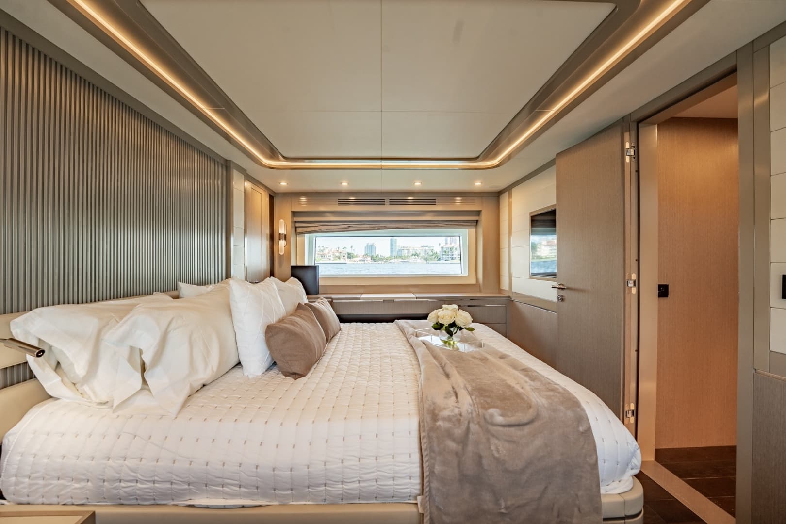 2023 Sirena 68 photo 72