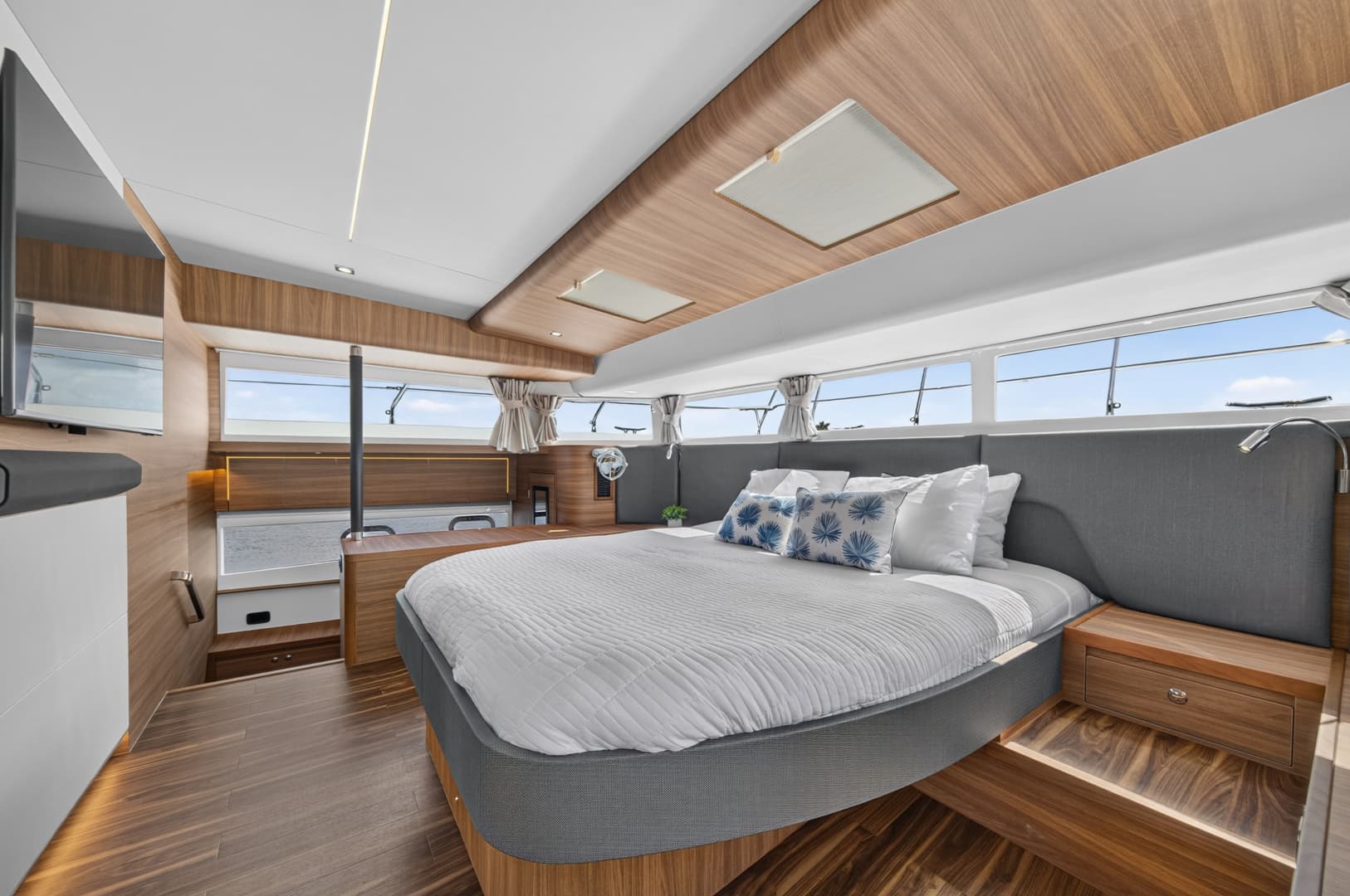 2025 Aquila 54 YACHT photo 51