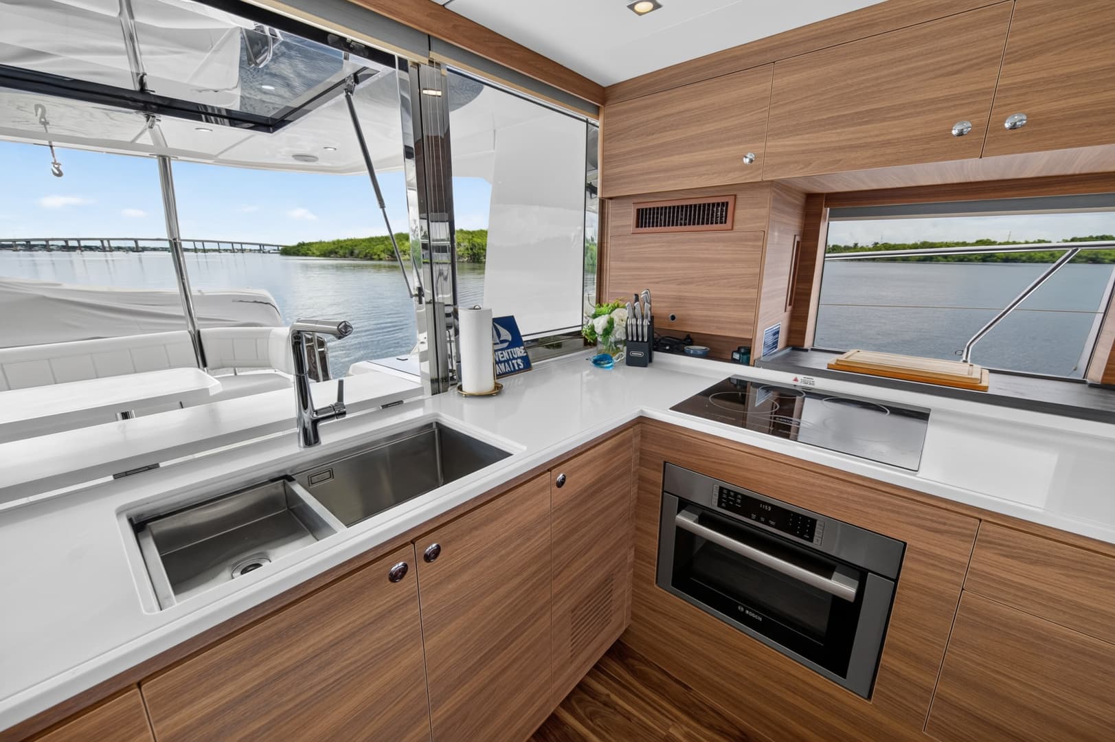2025 Aquila 54 YACHT photo 88