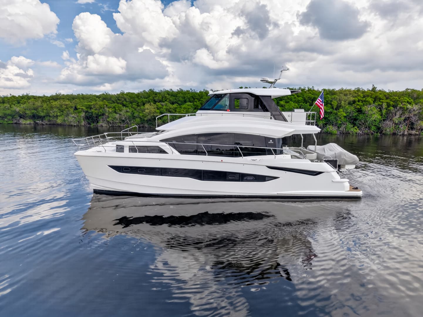 2025 Aquila 54 YACHT photo 12