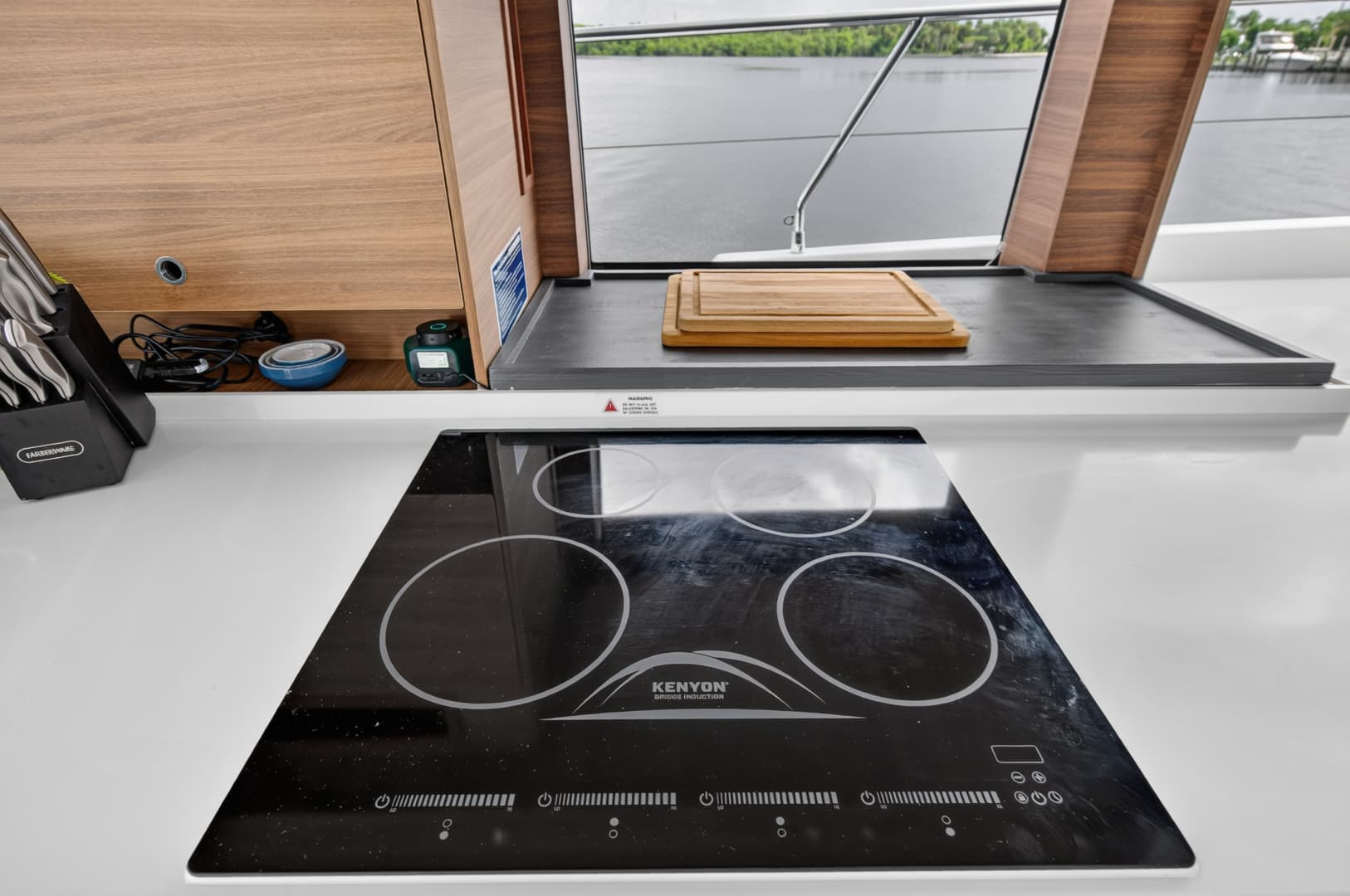 2025 Aquila 54 YACHT photo 89