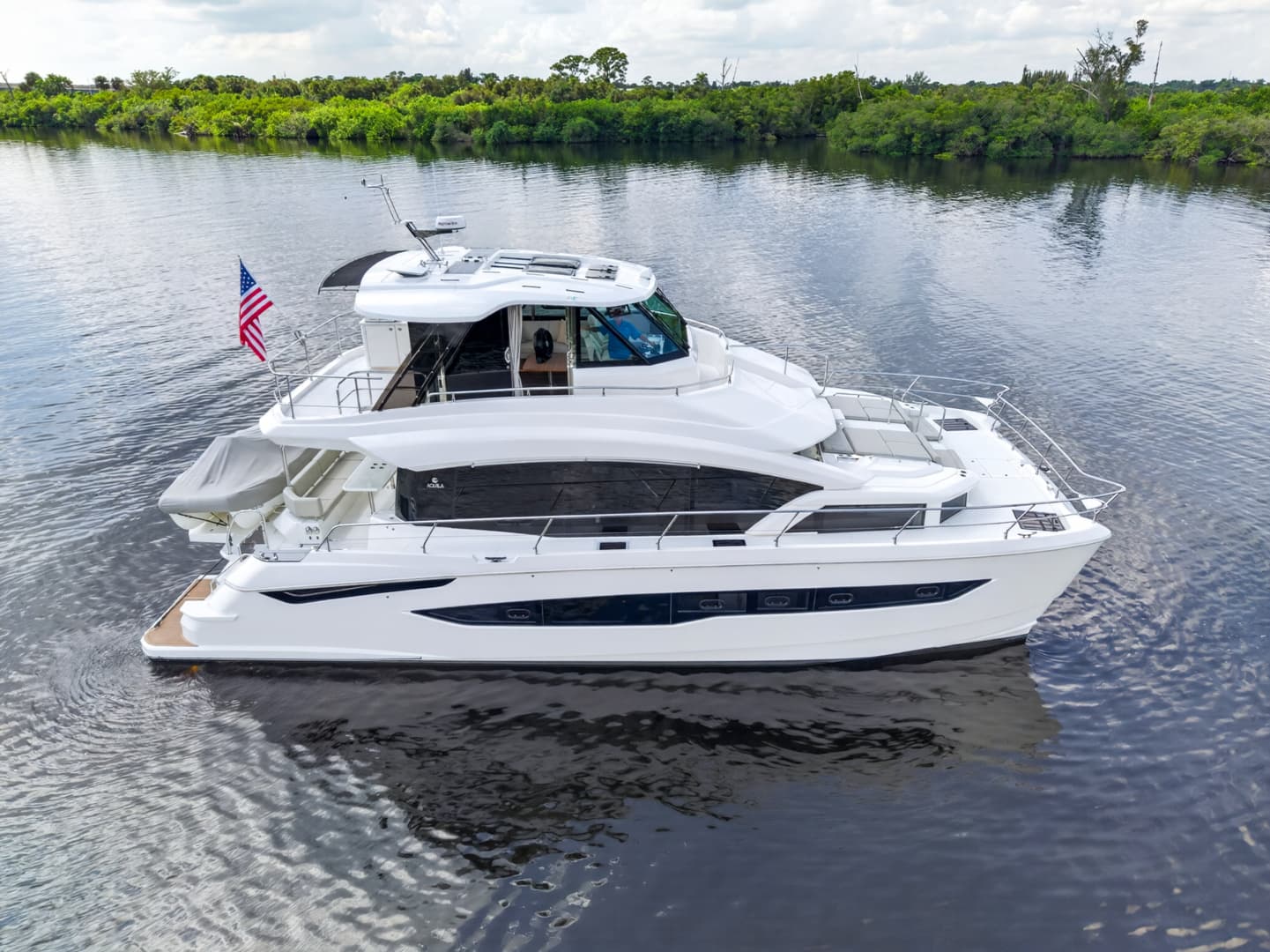 2025 Aquila 54 YACHT photo 6