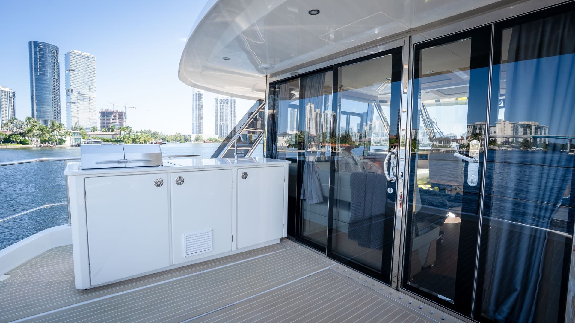 2025 Aquila 54 Yacht photo 20