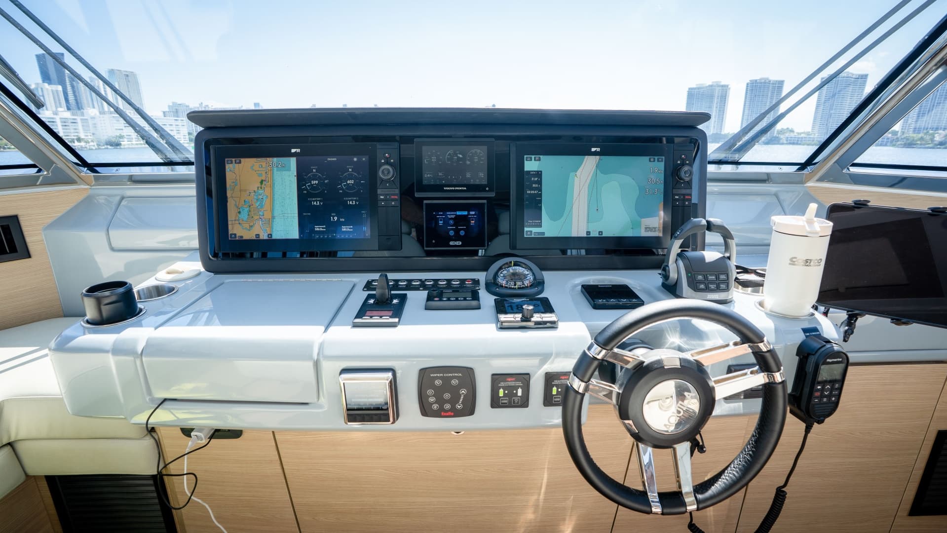 2025 Aquila 54 Yacht photo 16