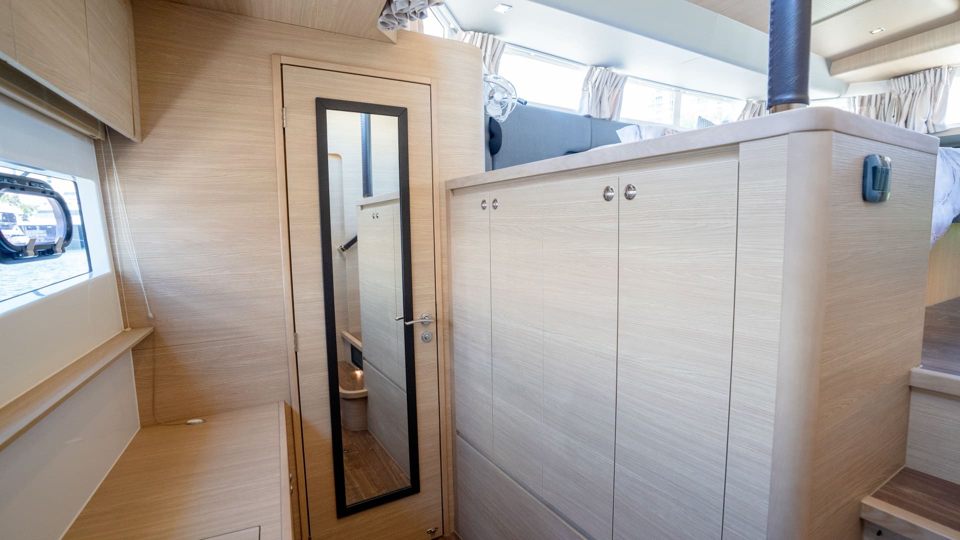 2025 Aquila 54 Yacht photo 35