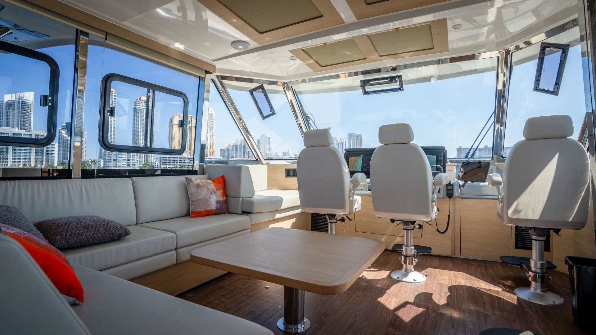 2025 Aquila 54 Yacht photo 14