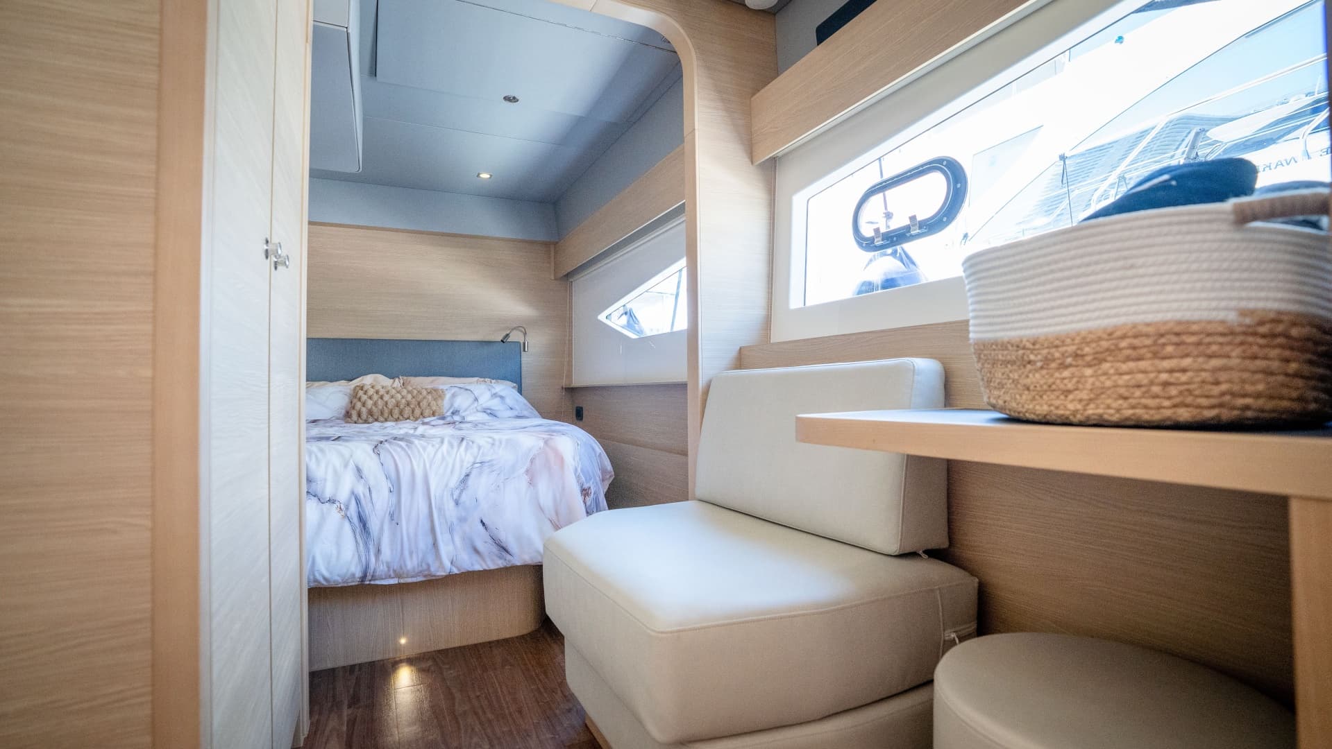 2025 Aquila 54 Yacht photo 43