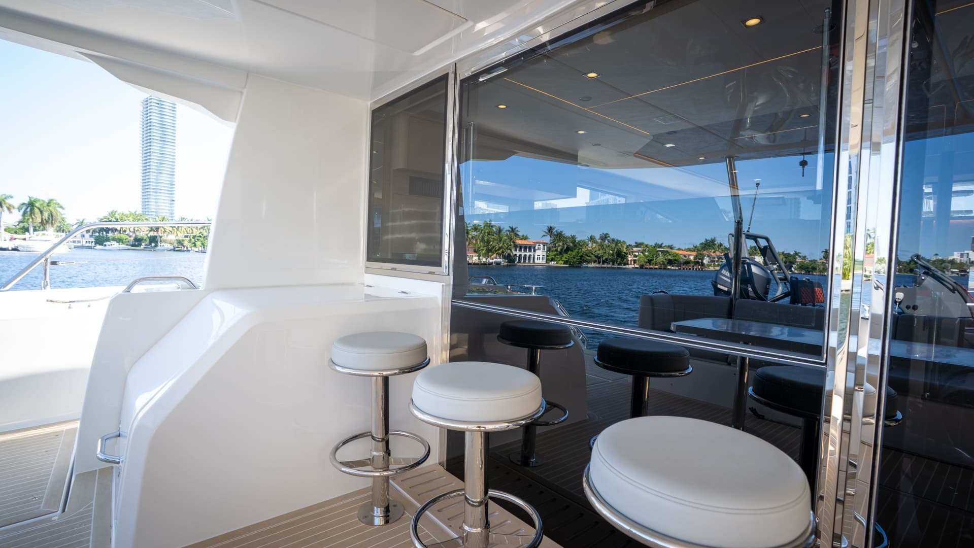 2025 Aquila 54 Yacht photo 25