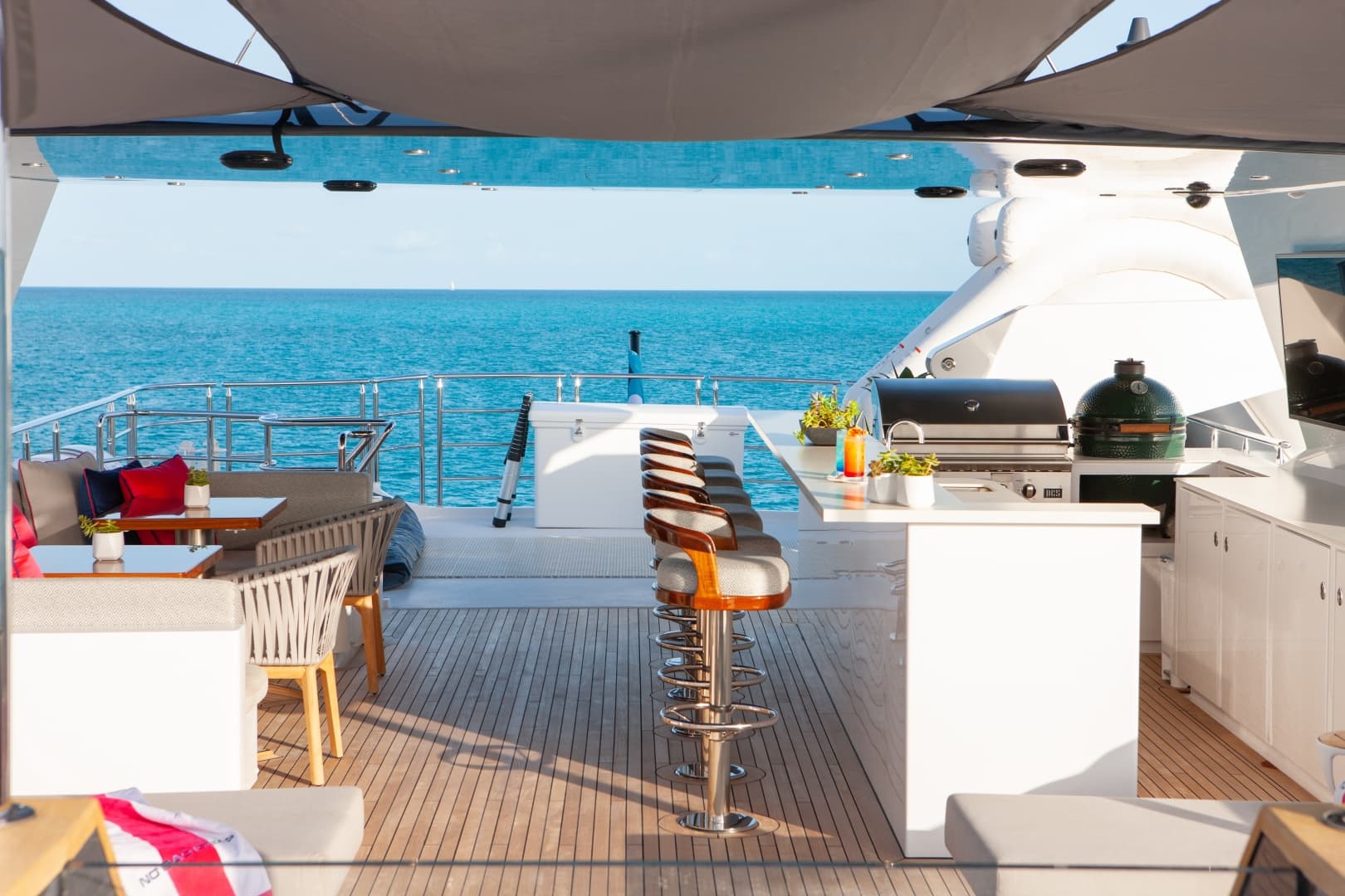 2000 Trinity Yachts photo 37