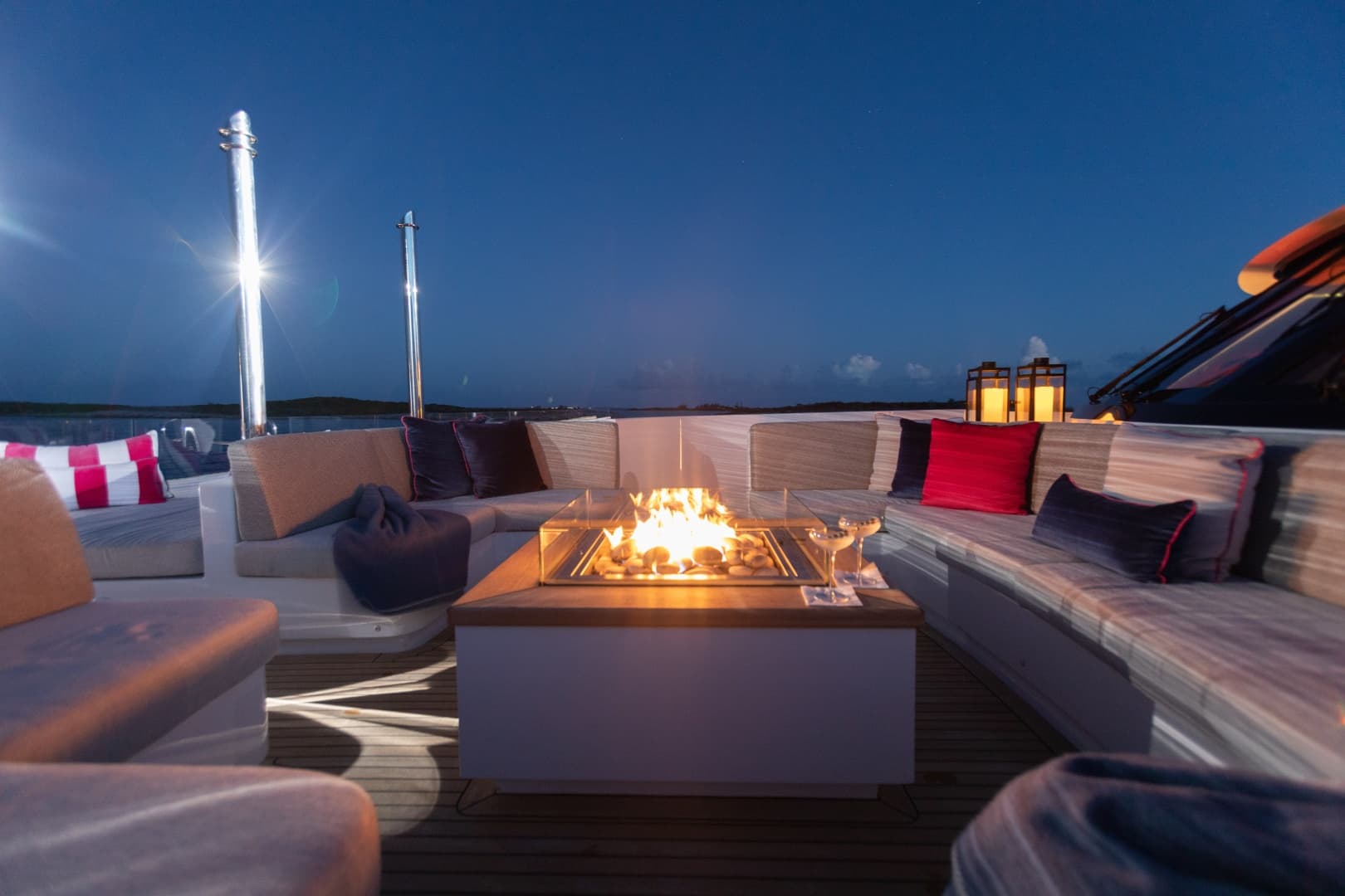 2000 Trinity Yachts photo 9