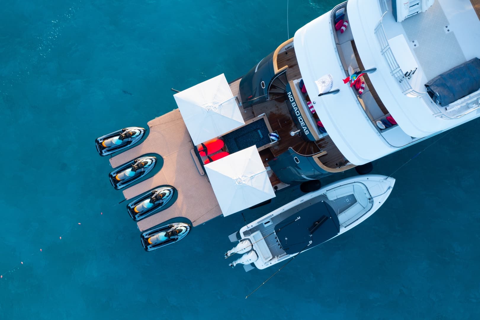 2000 Trinity Yachts photo 4