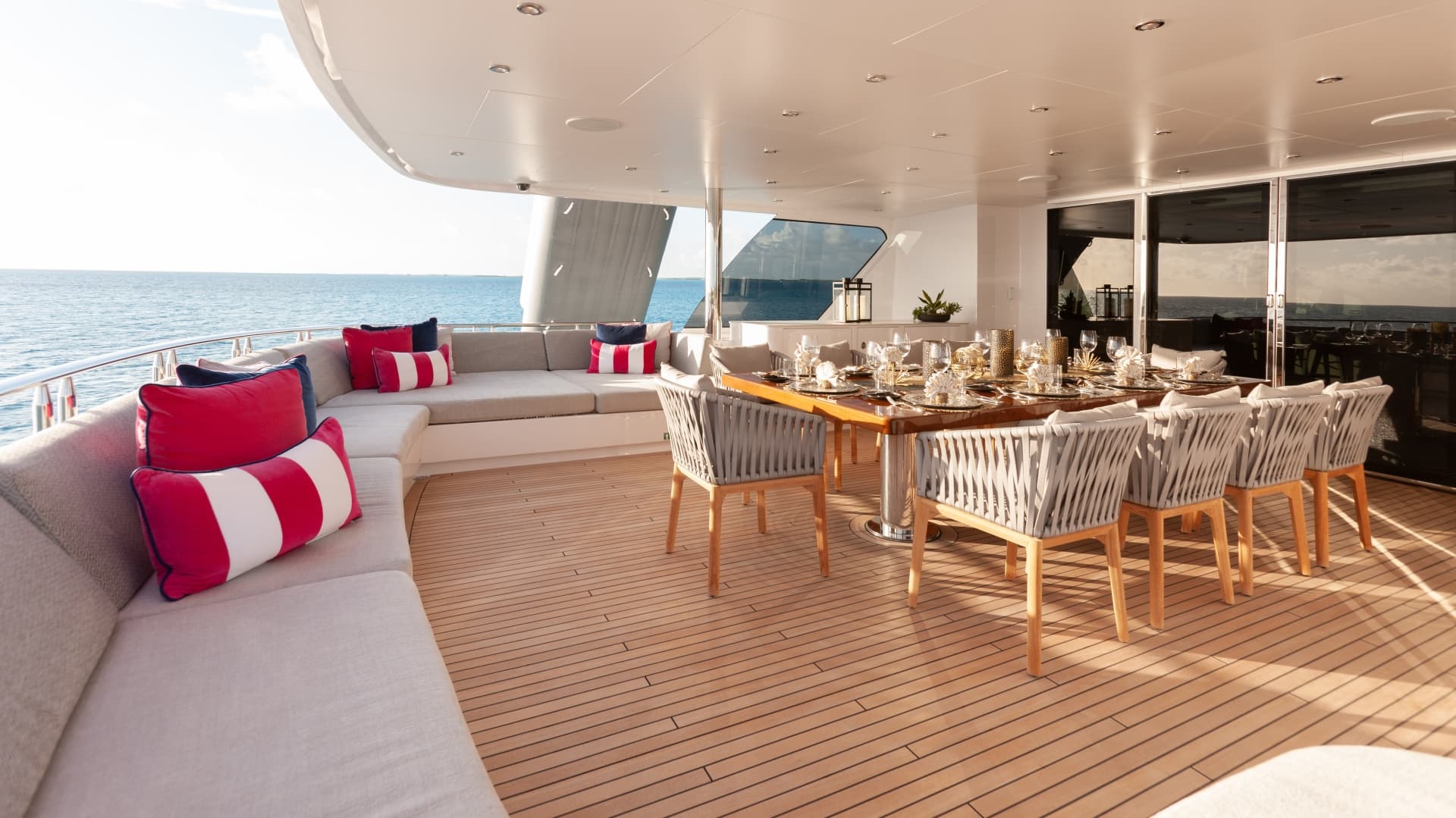 2000 Trinity Yachts photo 10