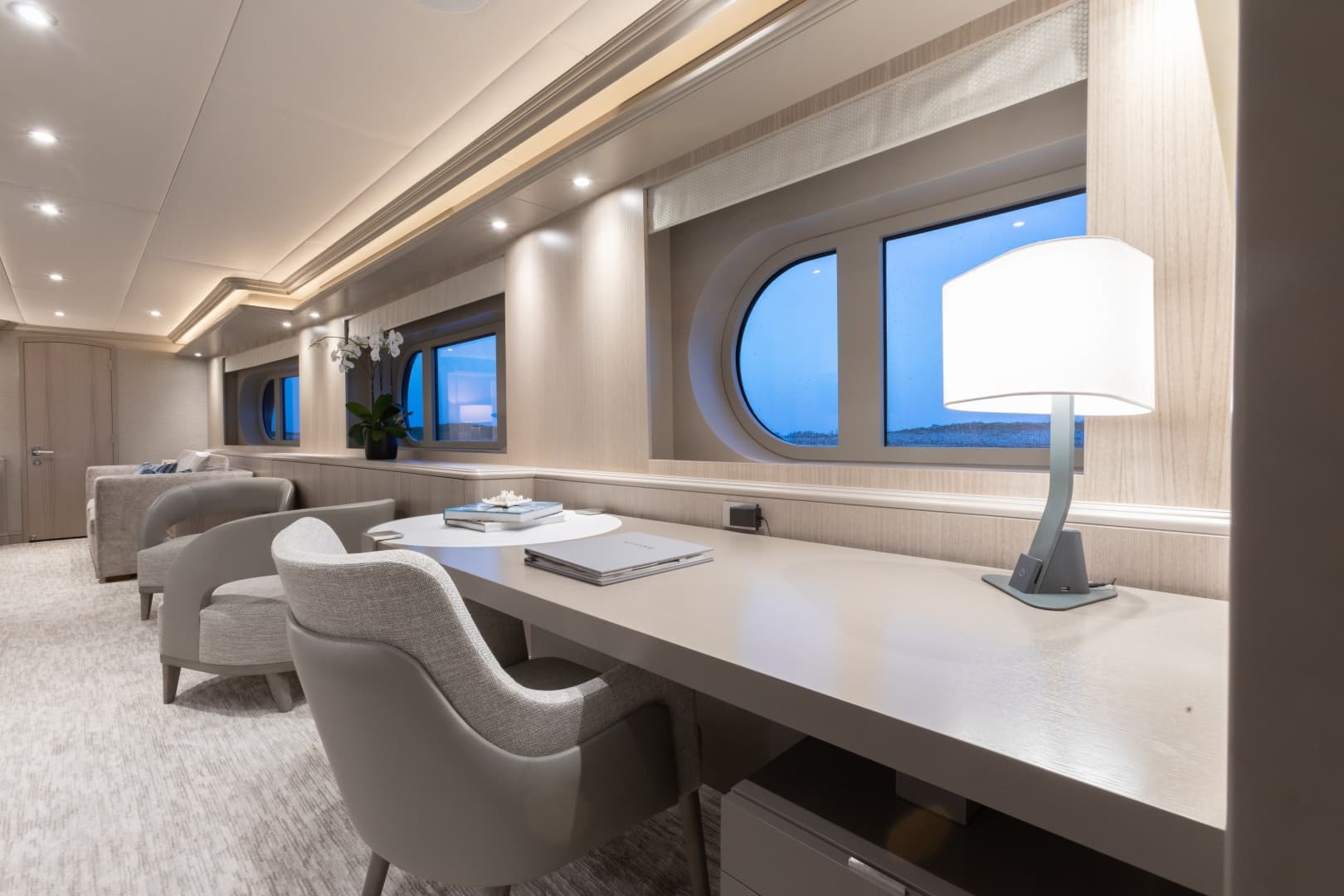 2000 Trinity Yachts photo 18