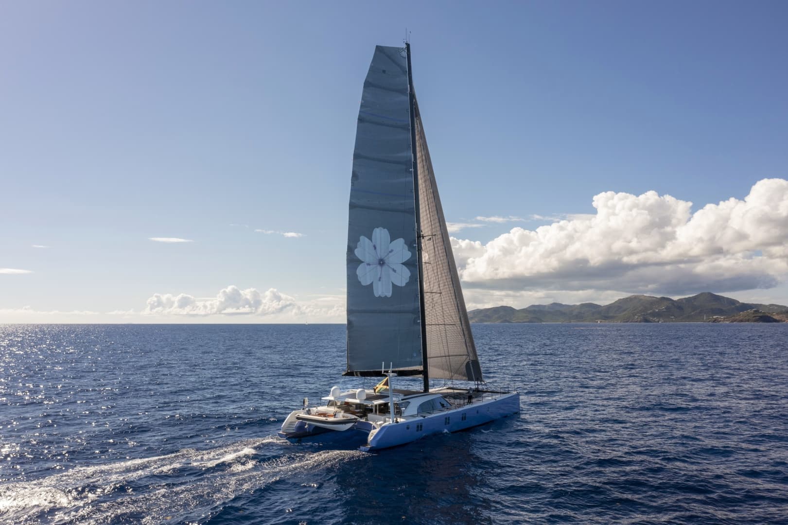 2010 Gunboat photo 4