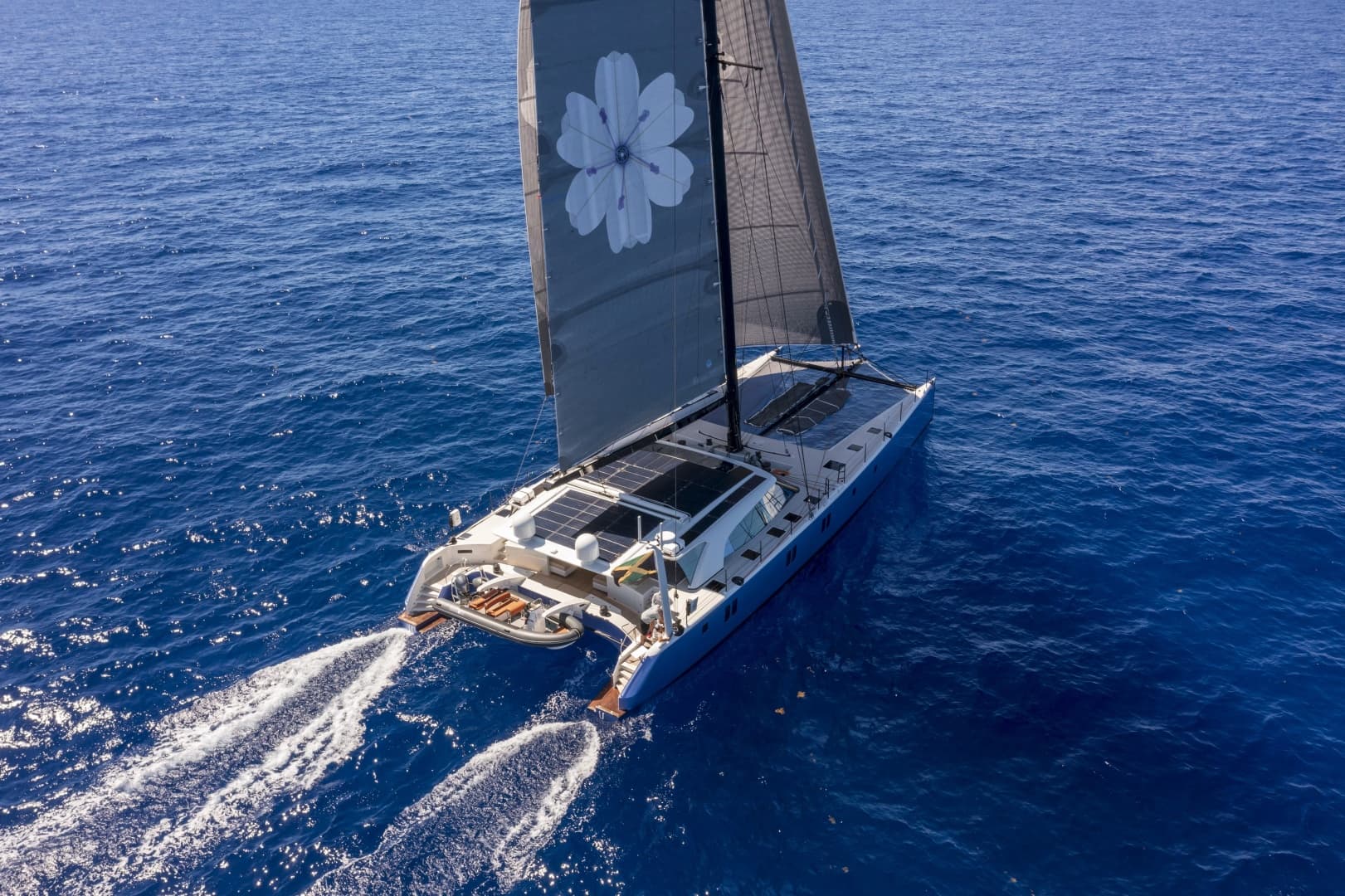 2010 Gunboat photo 5