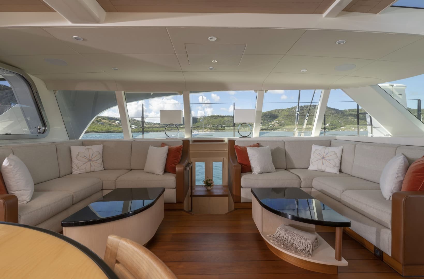 2010 Gunboat photo 29