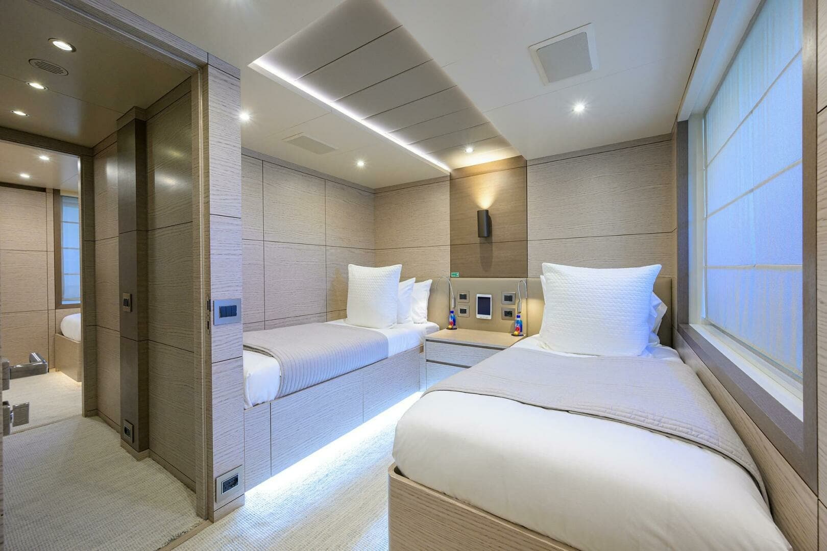2016 Benetti 132 Classic Supreme photo 25