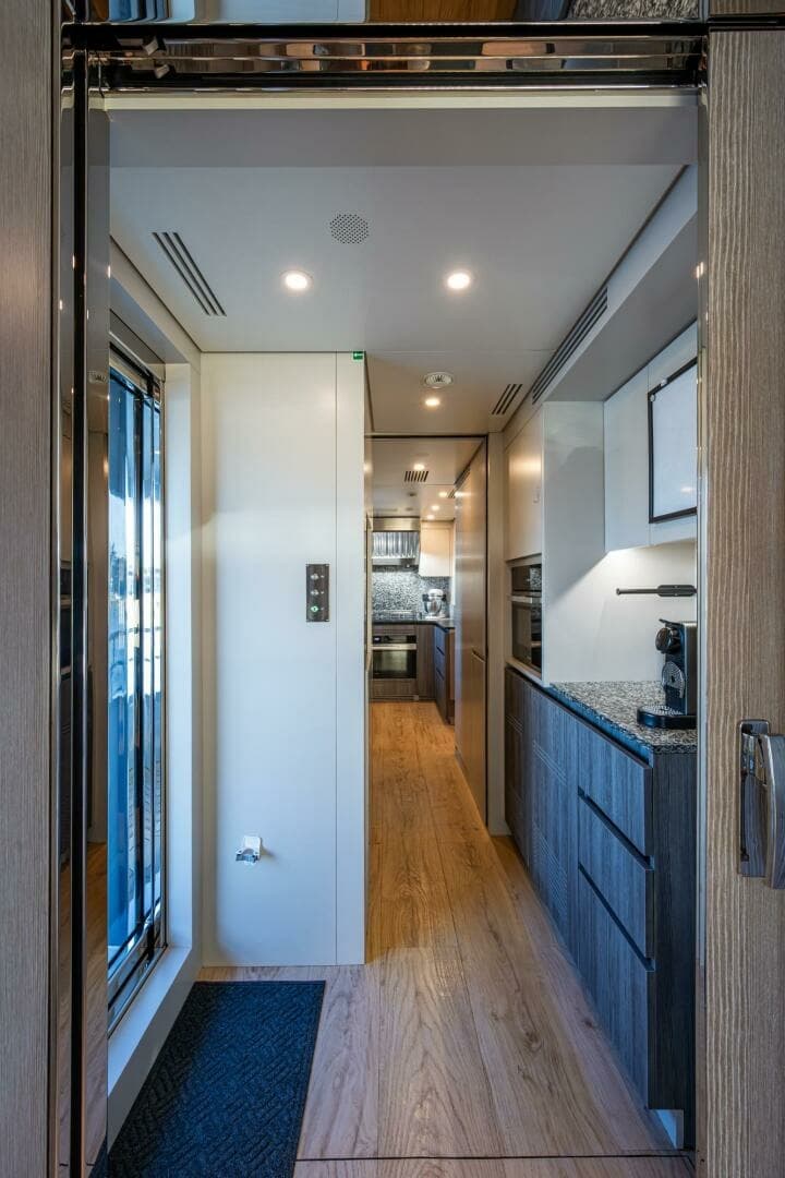 2023 Benetti 34M OASIS photo 33