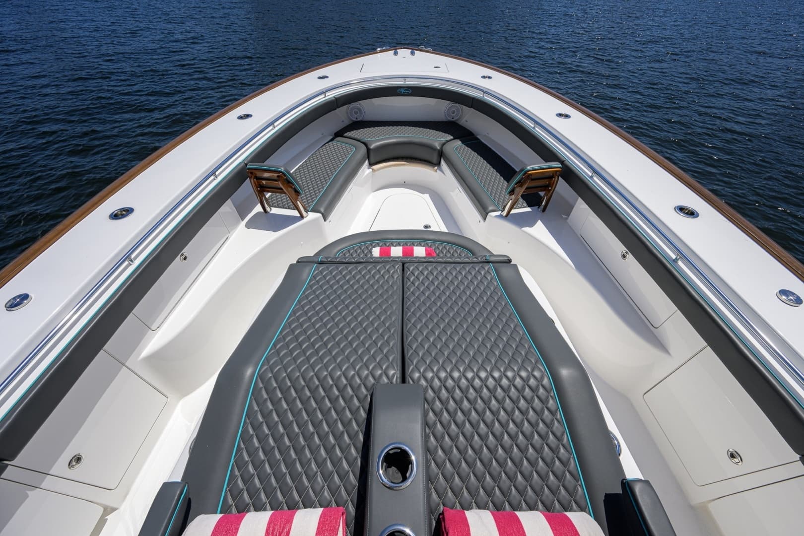 2025 Valhalla Boatworks V46 photo 14