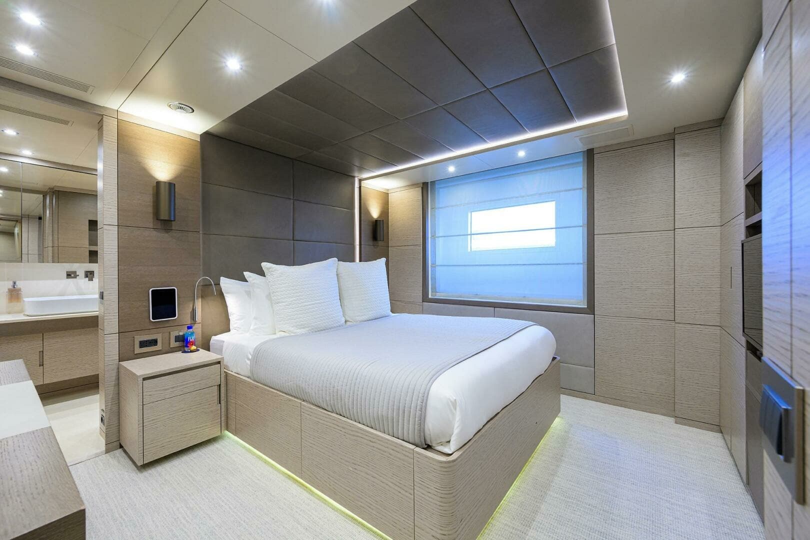2016 Benetti 132 Classic Supreme photo 23