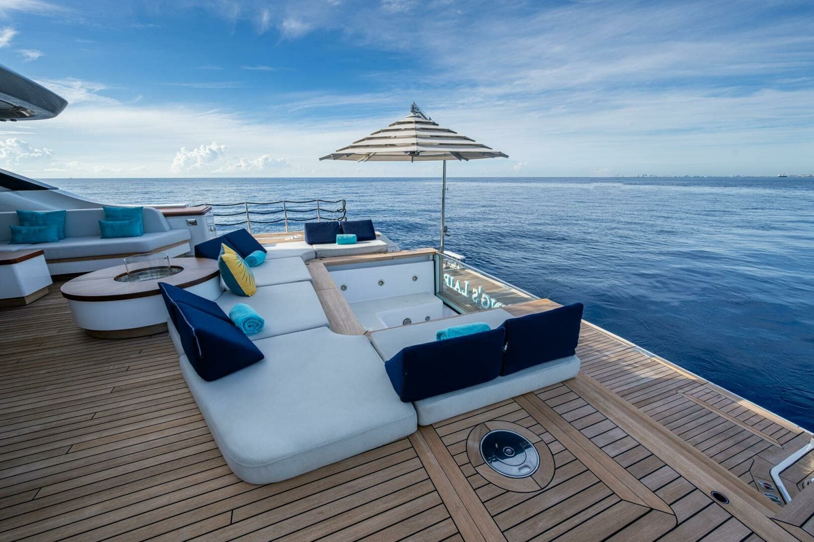 2023 Benetti 34M OASIS photo 19