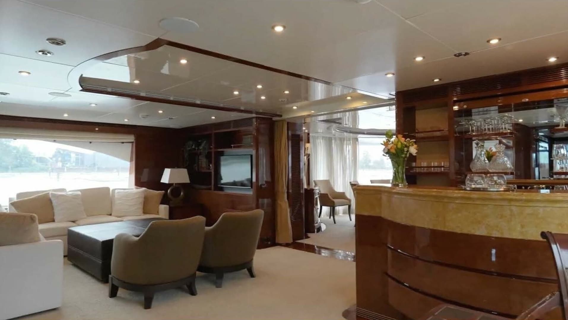 2004 Benetti 145 Vision photo 23